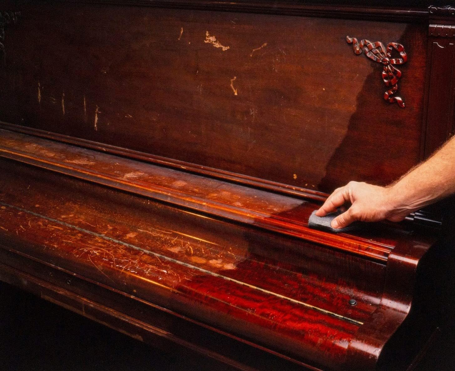 HOWARD RF8 Products Restor-A-Finish, 8 oz, Cherry, 8 Fluid Ounces