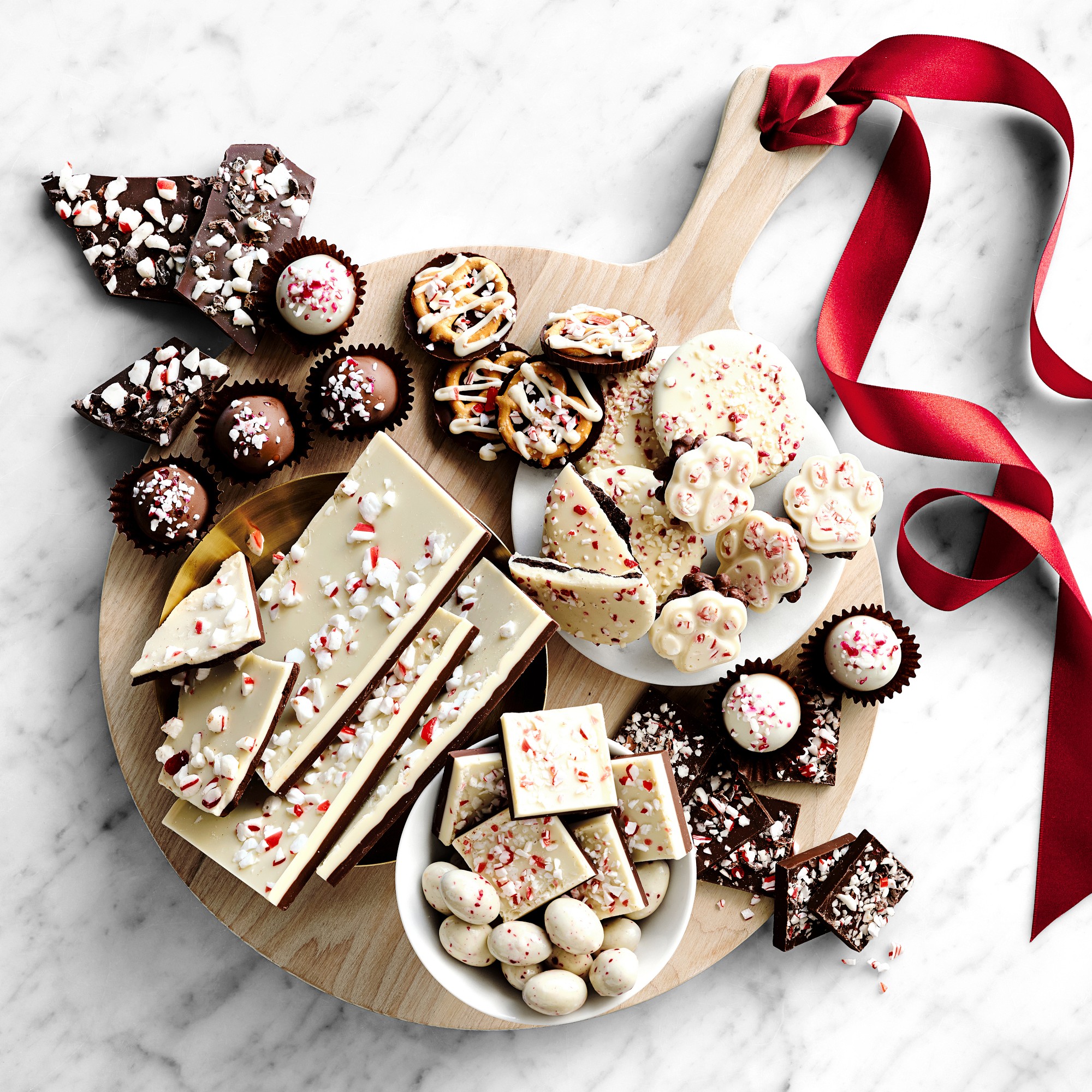 Williams Sonoma Peppermint Bark Trio in Dog Tin