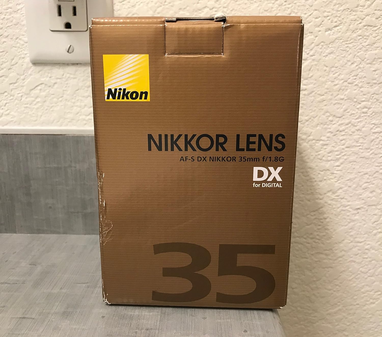 Nikon D7500 20.9MP DSLR Camera with AF-S DX NIKKOR 18-140mm f/3.5-5.6G ED VR Lens, Black