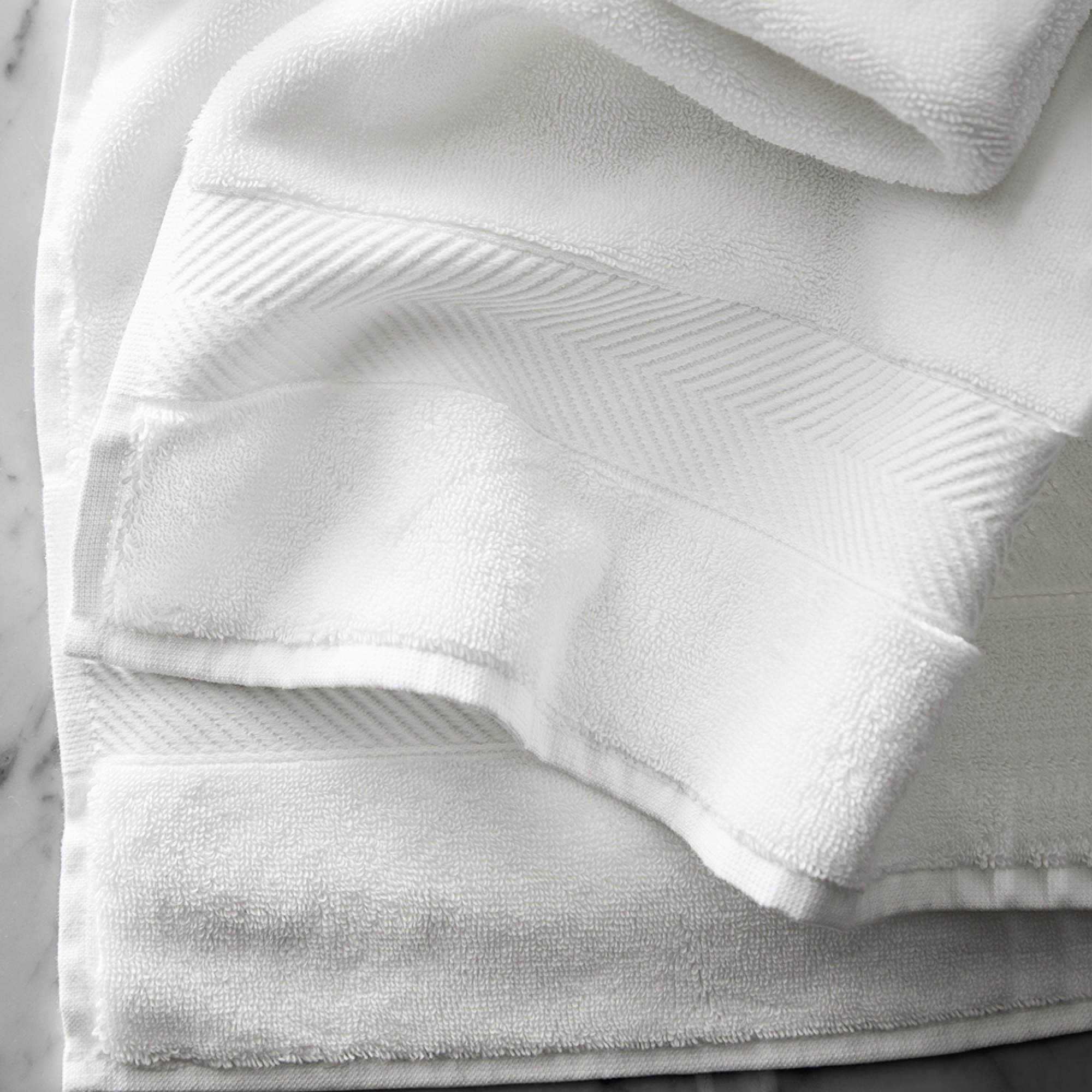 Chambers® Organic 700-Gram Aerospin Towels