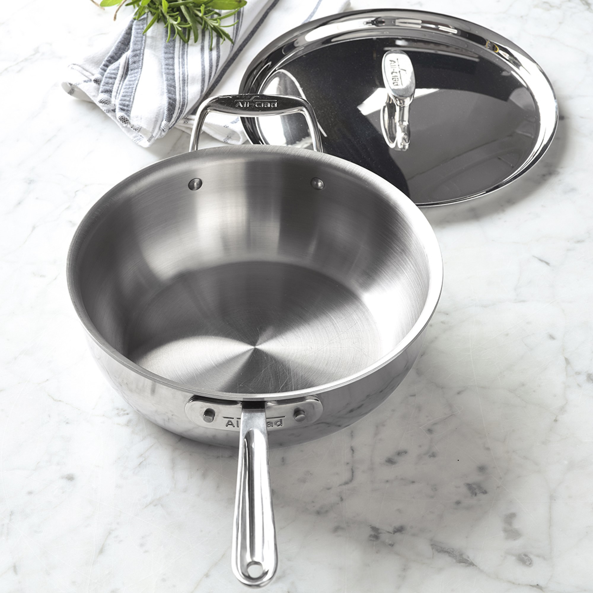 All-Clad D5® Stainless-Steel Essential Pan