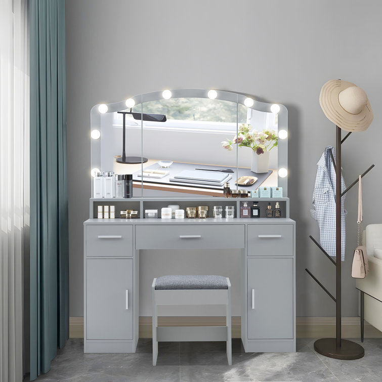 Areena Vanity Set with Stool and Mirror