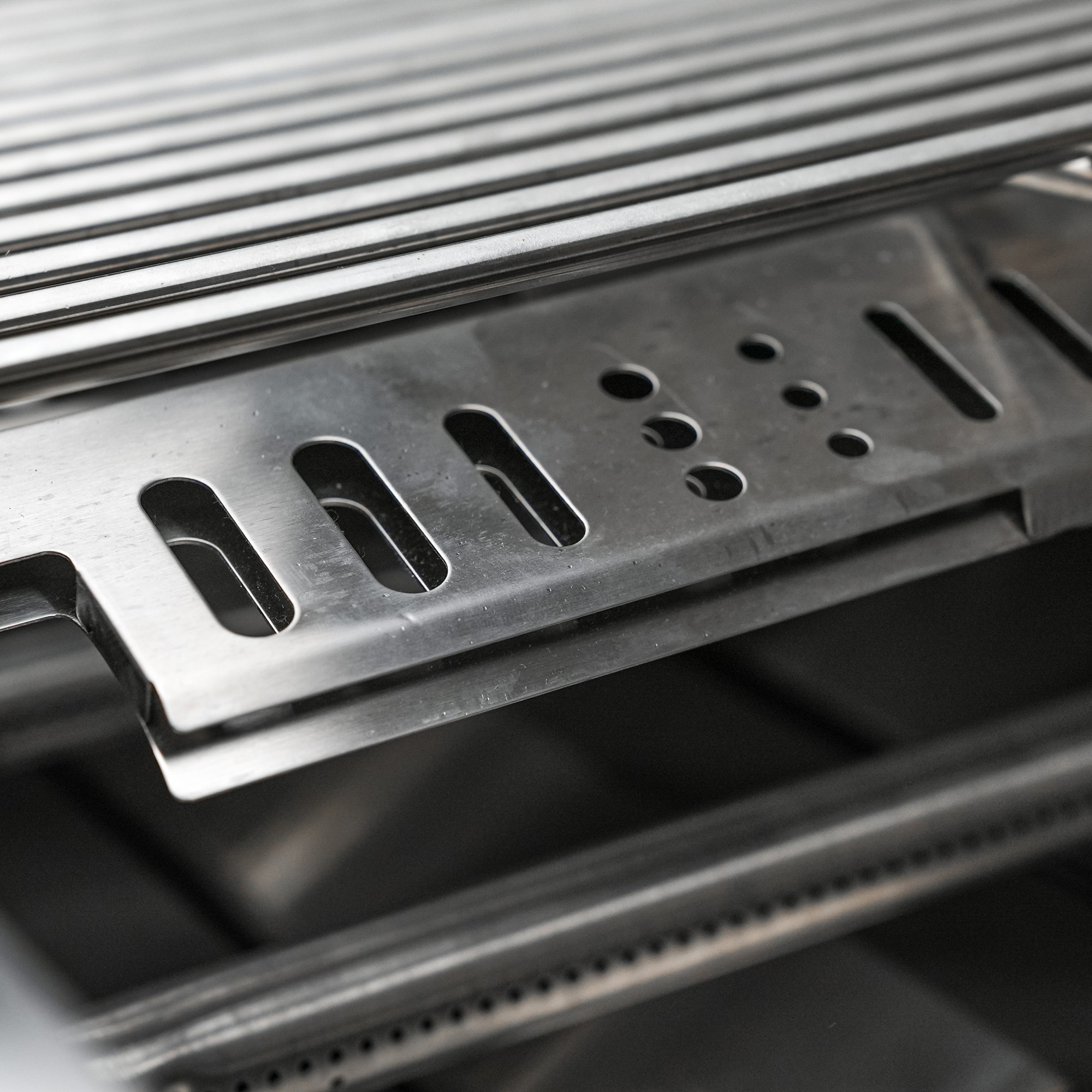 Mont Alpi 6-Burner Artwood Island