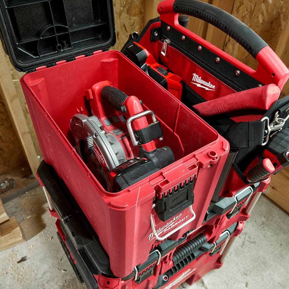 MILWAUKEE PACKOUT™ Compact Tool Box 48228422