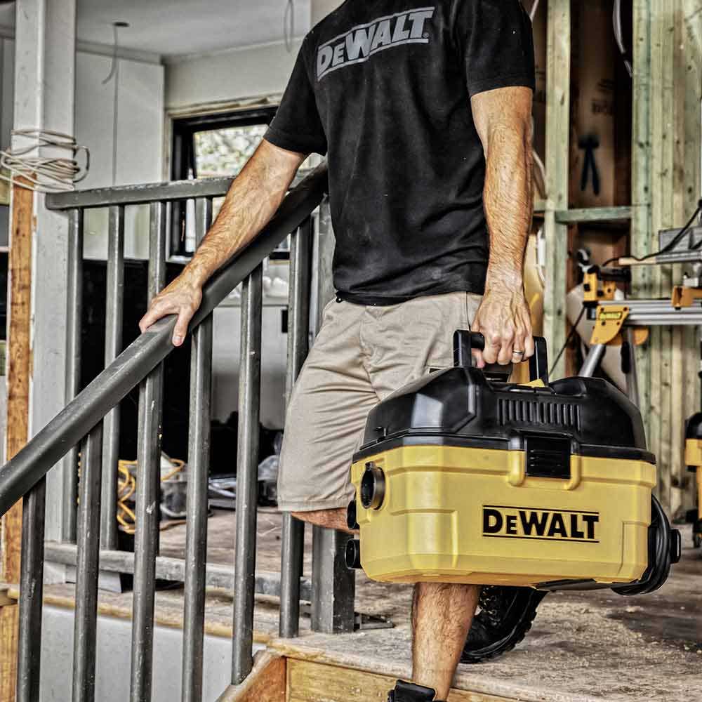 DEWALT 15-Litre Polyurethane Body Wet & Dry Vacuum DXV15T