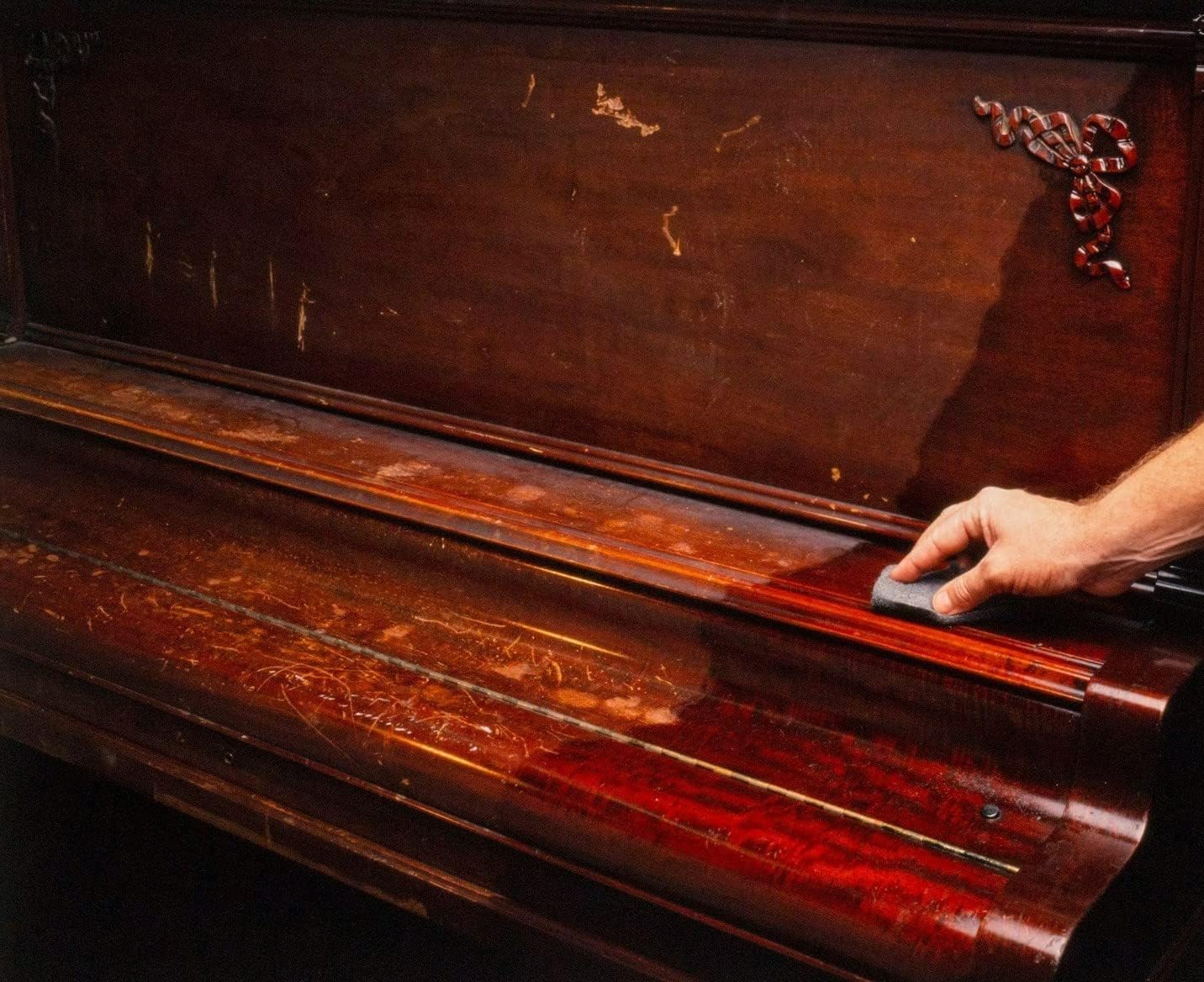 HOWARD RF8 Products Restor-A-Finish, 8 oz, Cherry, 8 Fluid Ounces