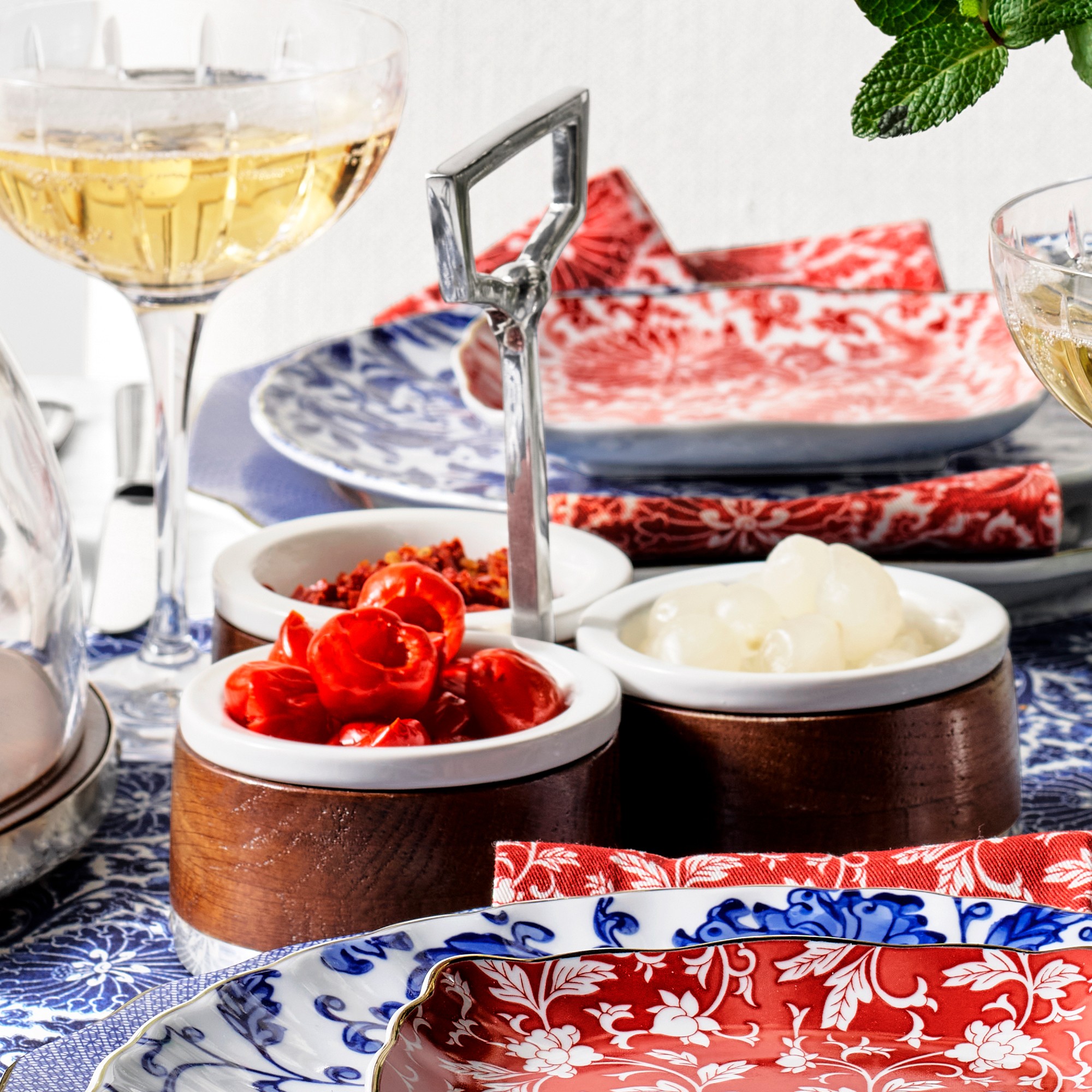 Marlo Thomas x Williams Sonoma Condiment Dish