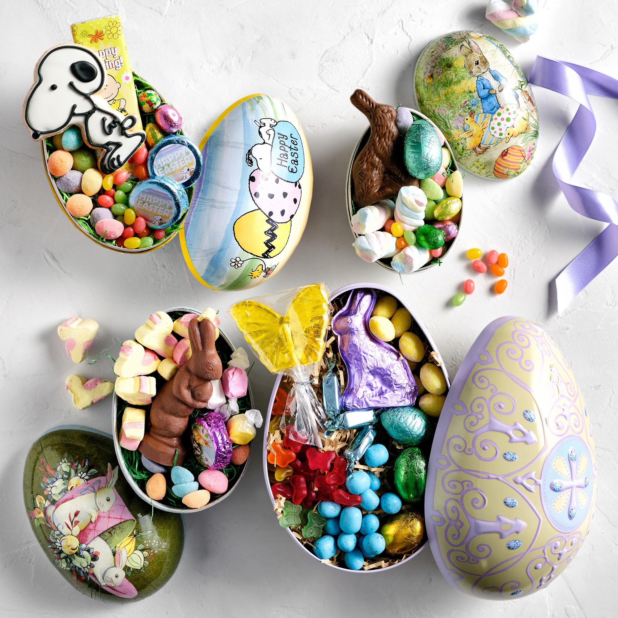 PEANUTS™ x Williams Sonoma Easter Mache Egg
