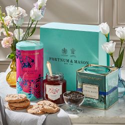 Fortnum & Mason Tea Time Gift Box