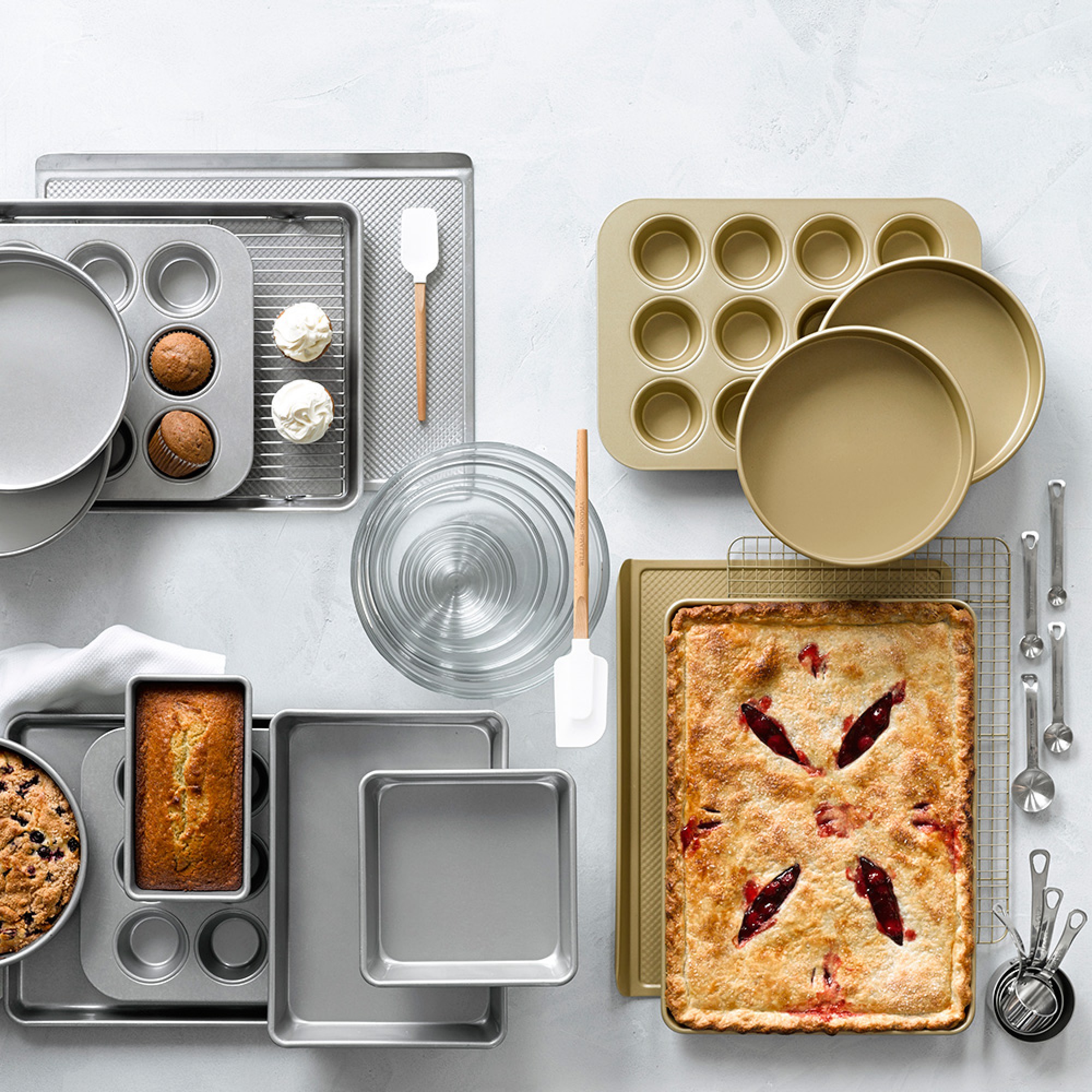 Williams Sonoma Traditionaltouch™ Loaf Pan