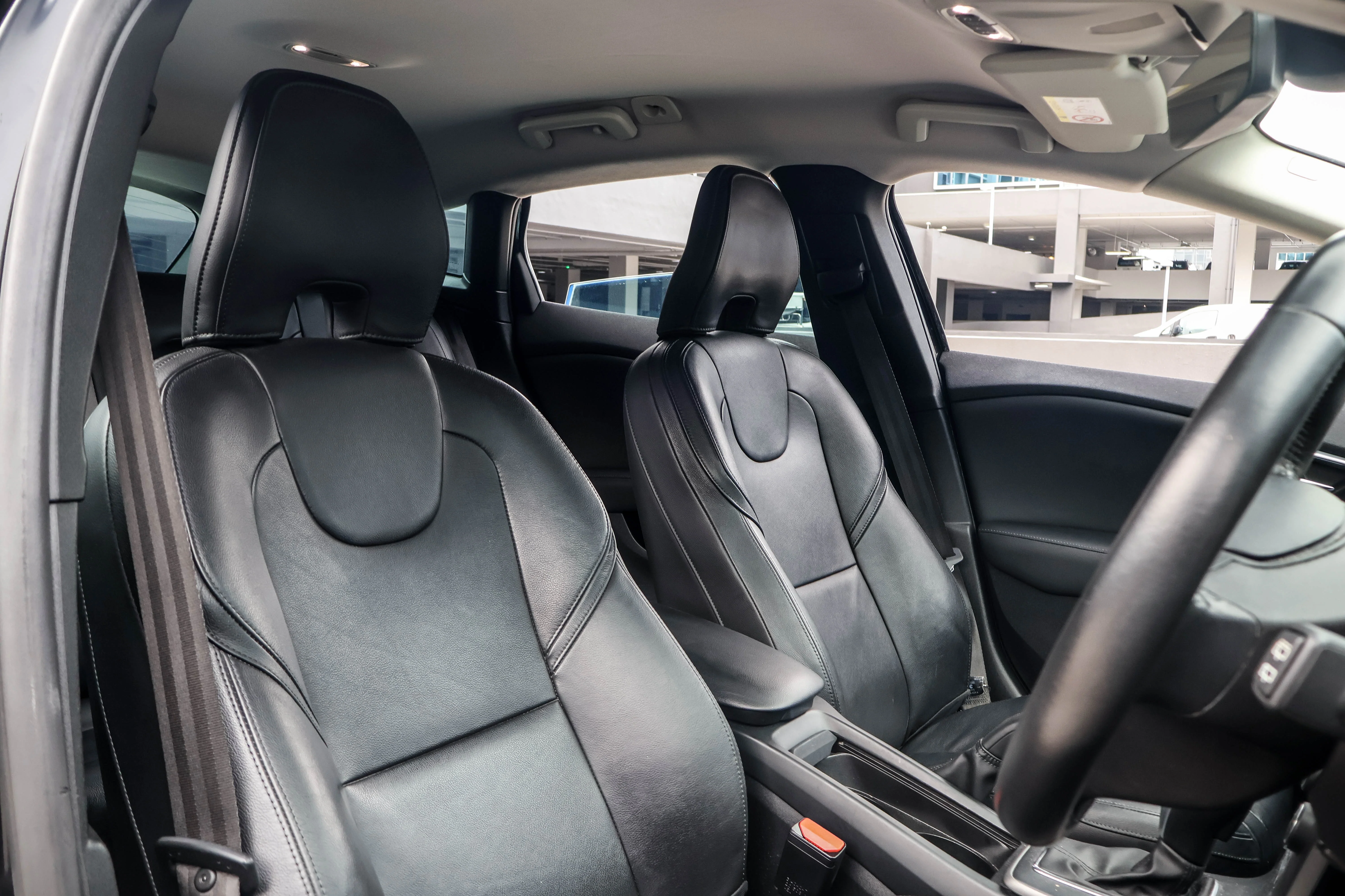 2015 USED VOLVO V40 T2 (A) YV1MV28H0G2286834 SMN2282L