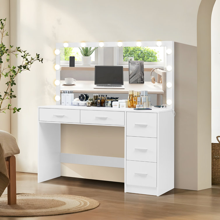 Kemani Vanity