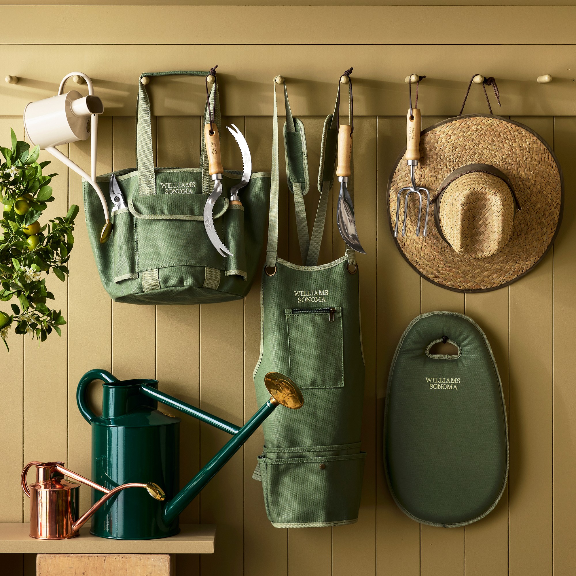 Williams Sonoma Gardening Bag