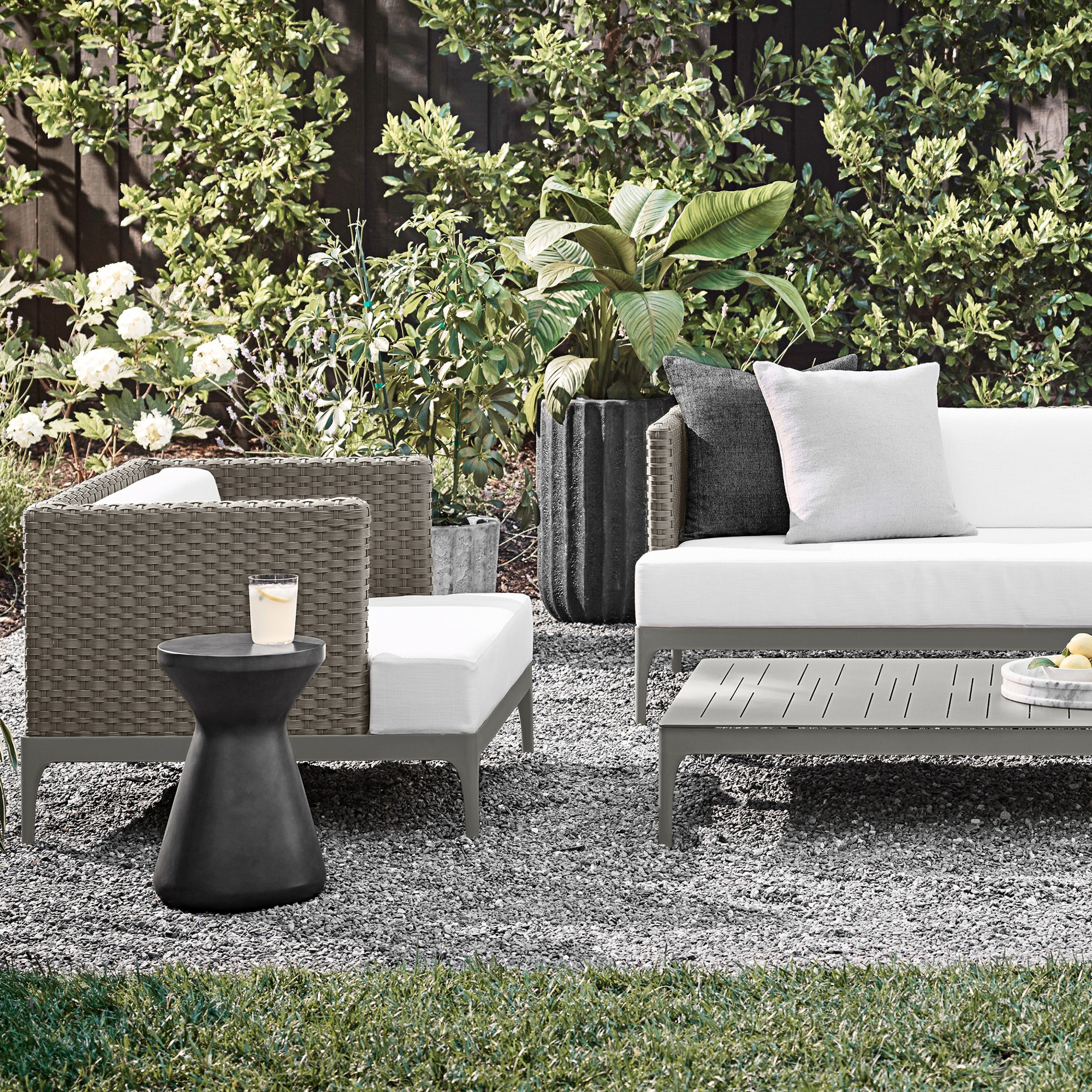 Palisades Outdoor 3 Seat Sofa (63