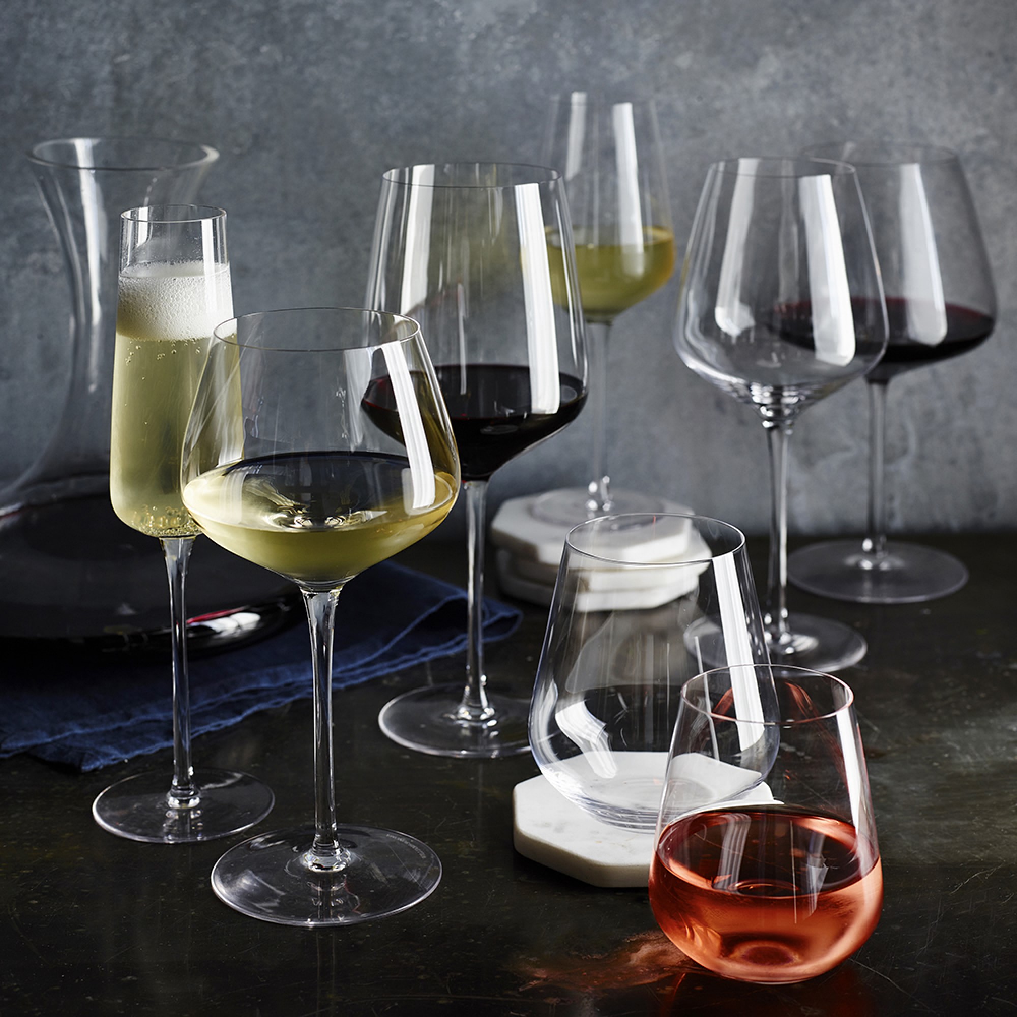 Williams Sonoma Estate Sauvignon Blanc Wine Glasses