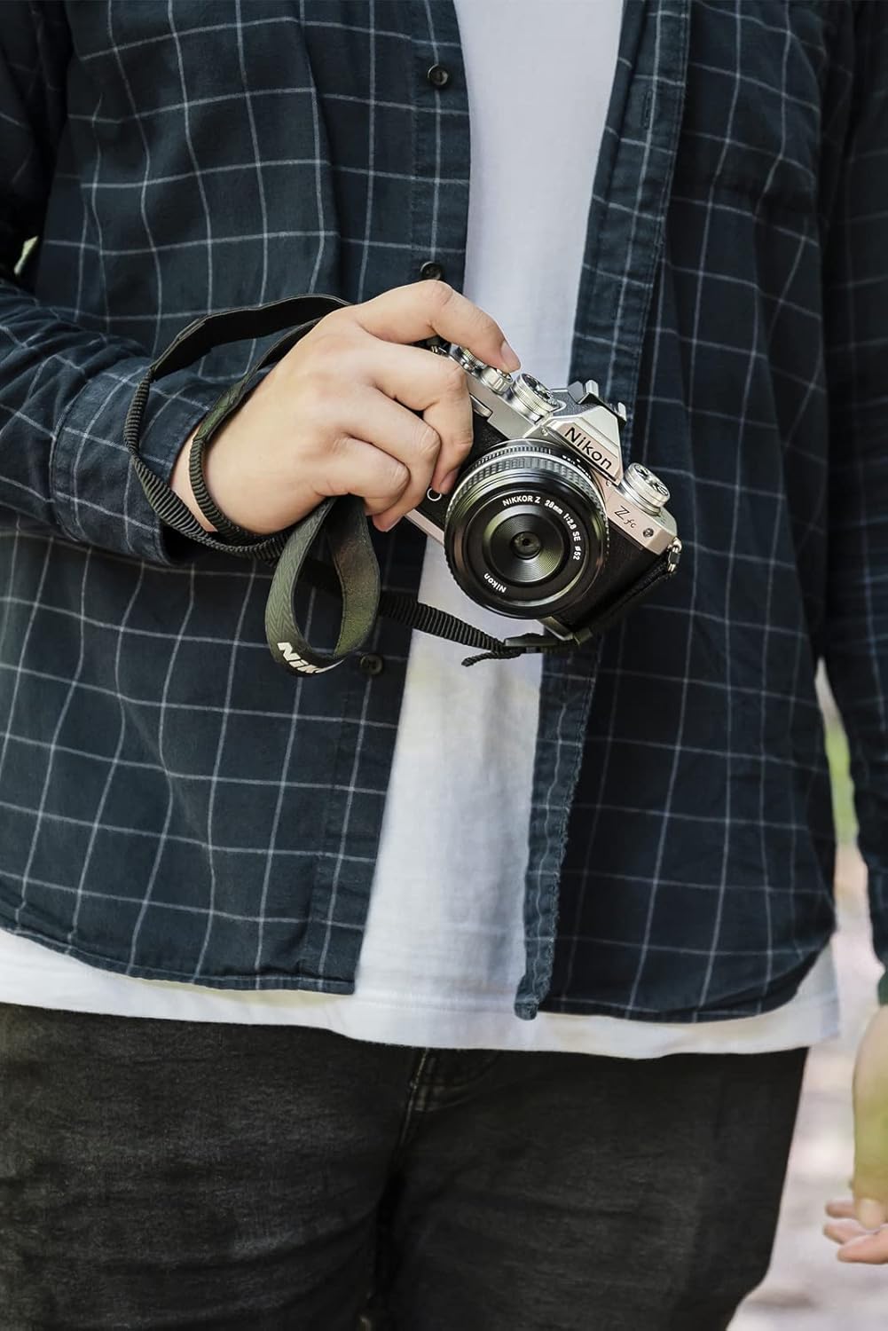 Nikon Z fc with Wide-Angle Zoom Lens | Retro-inspired compact mirrorless stills/video camera with 16-50mm zoom lens | Nikon USA Model