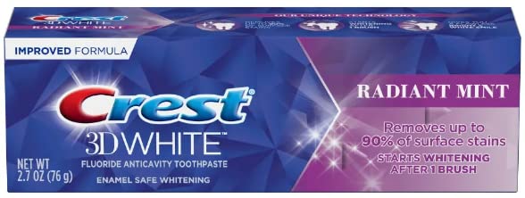 Crest 3D White Advanced Luminous Mint Teeth Whitening Toothpaste, 3.7 oz Pack of 4 - Helps Remove Surface Stains, Whitens Teeth, Strengthens Tooth Enamel, Protects Against Cavities
