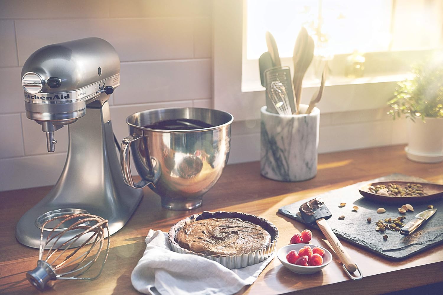 KitchenAid Artisan Series 5 Quart Tilt Head Stand Mixer with Pouring Shield KSM150PS, Removable bowl, Aqua Sky