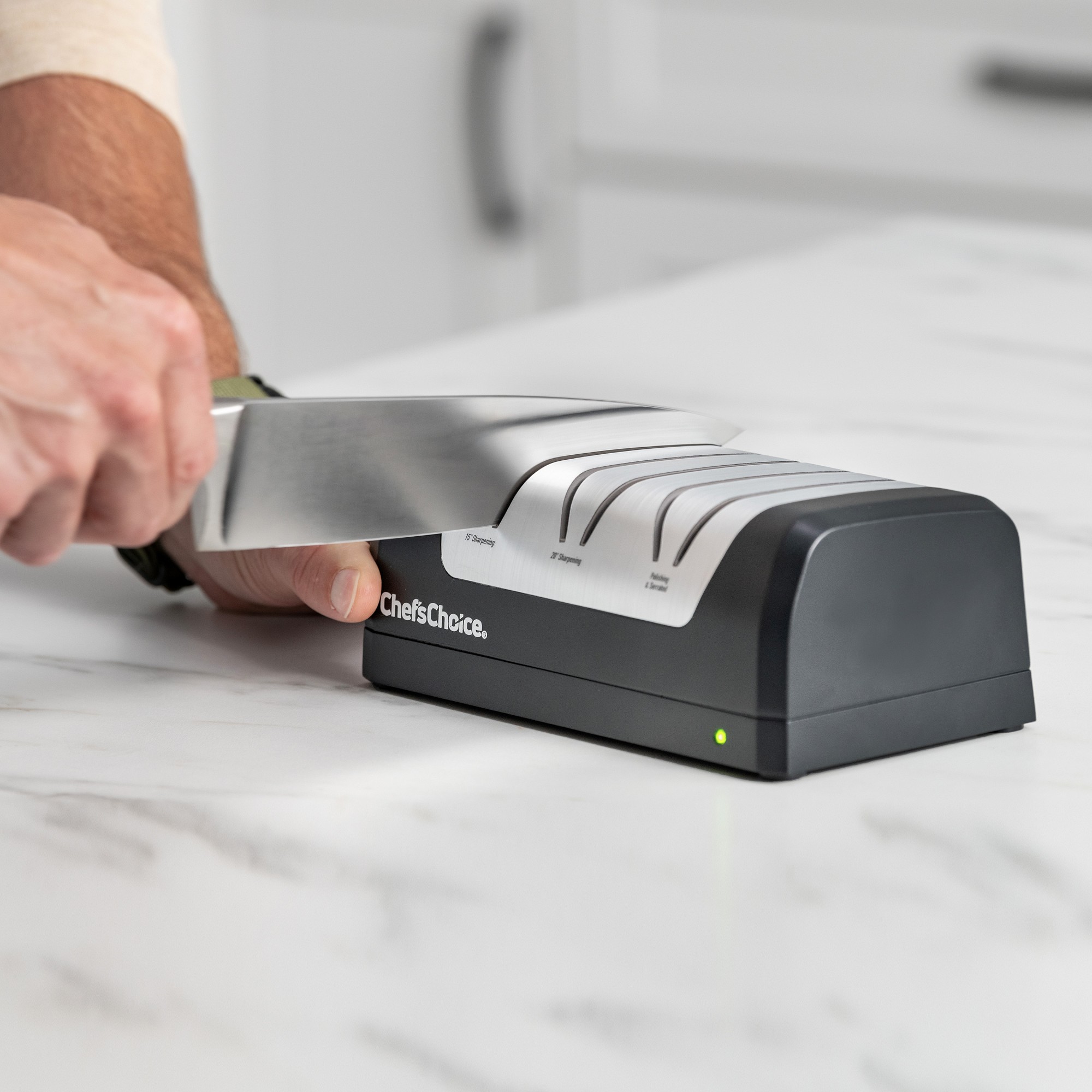 Chef's Choice DCB1520 Rechargeable Sharpener