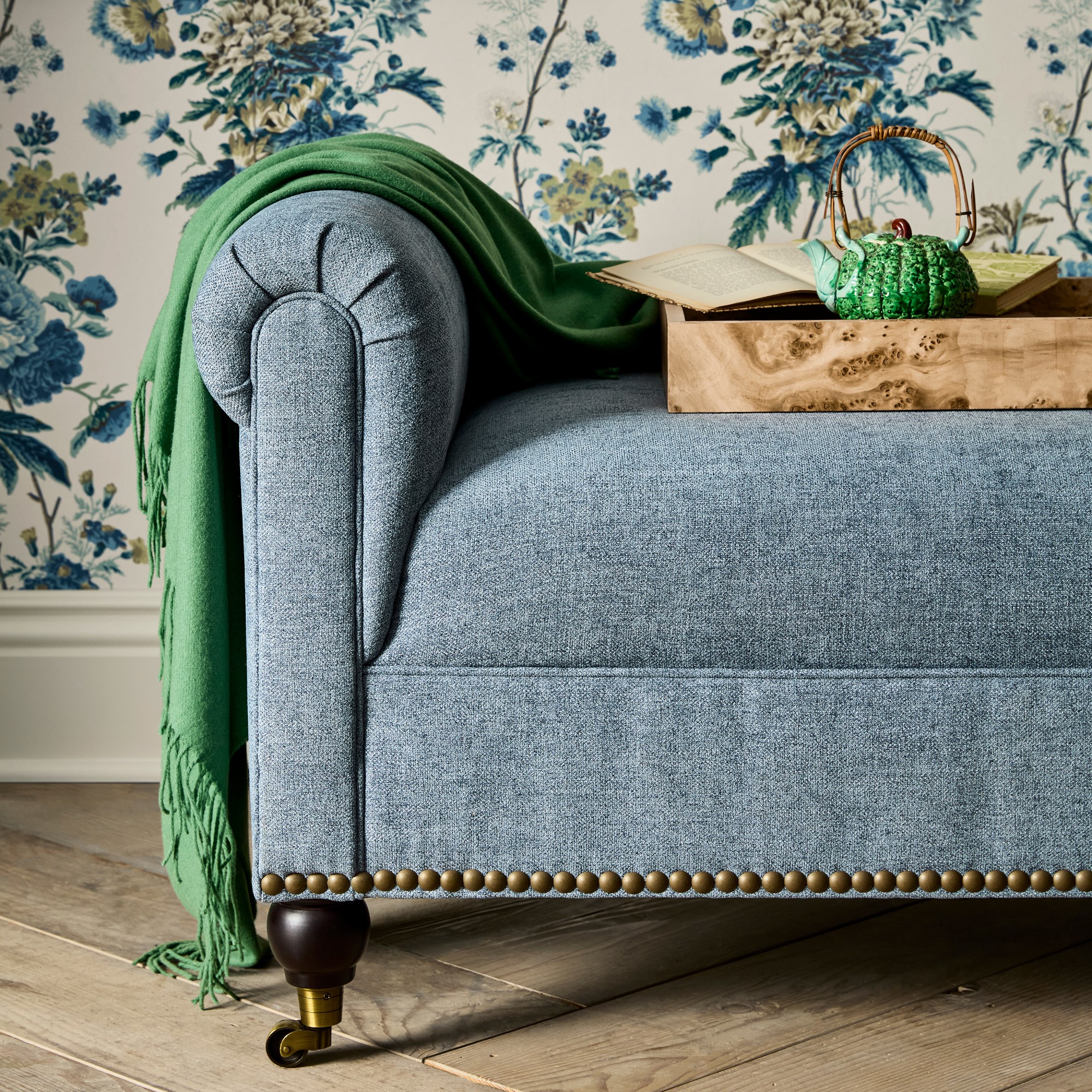 Soho Roll Arm Bench (63