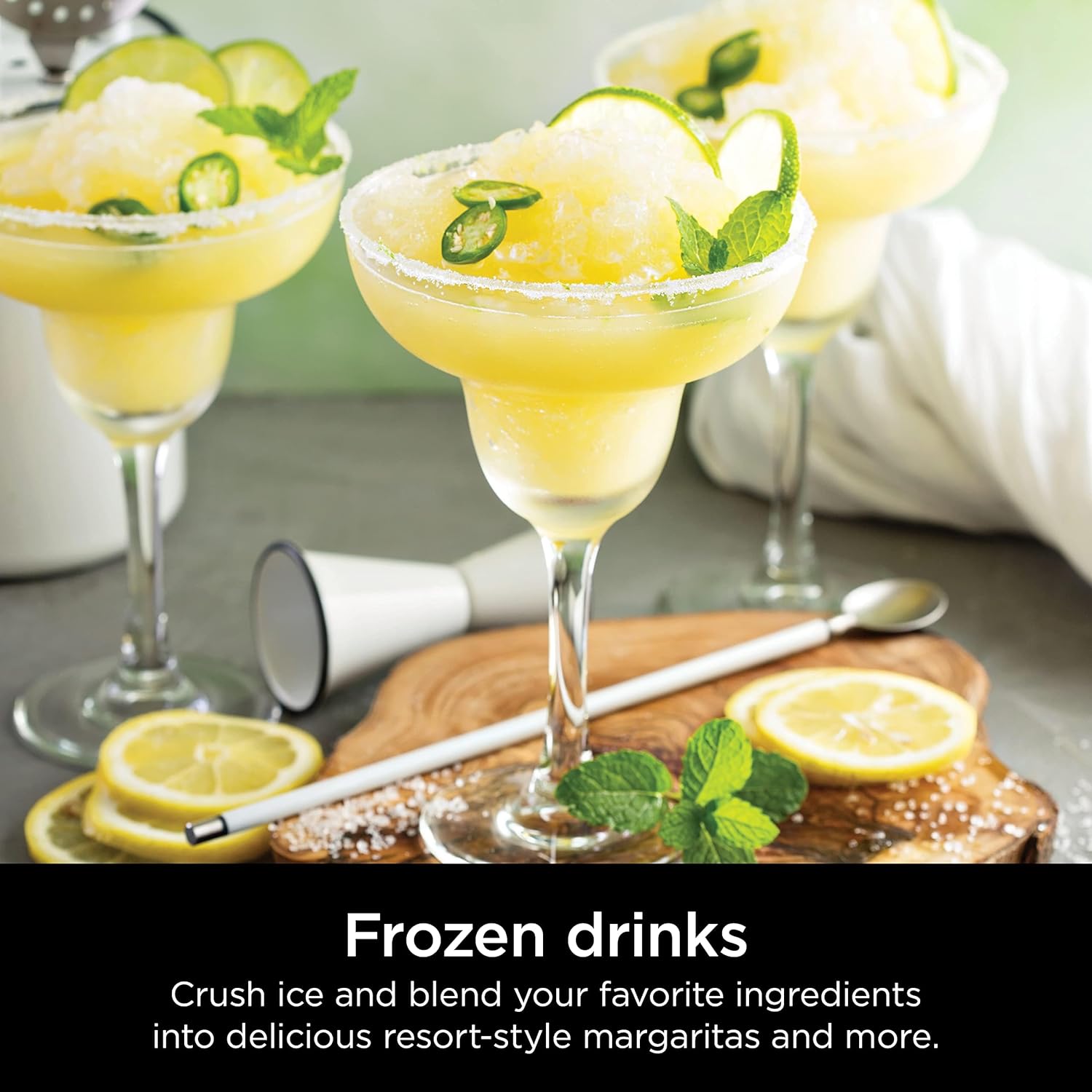 Ninja Blender, For-Smoothies, Salsa, Shakes, Slush, and-Frozen Drinks, Blender, Pitcher, and-Lid, Blender for-Kitchen, Crushes Ice, Fruit, and-Veggies, 1000-Watt, Dishwasher Safe, Black, NJ601AMZ​