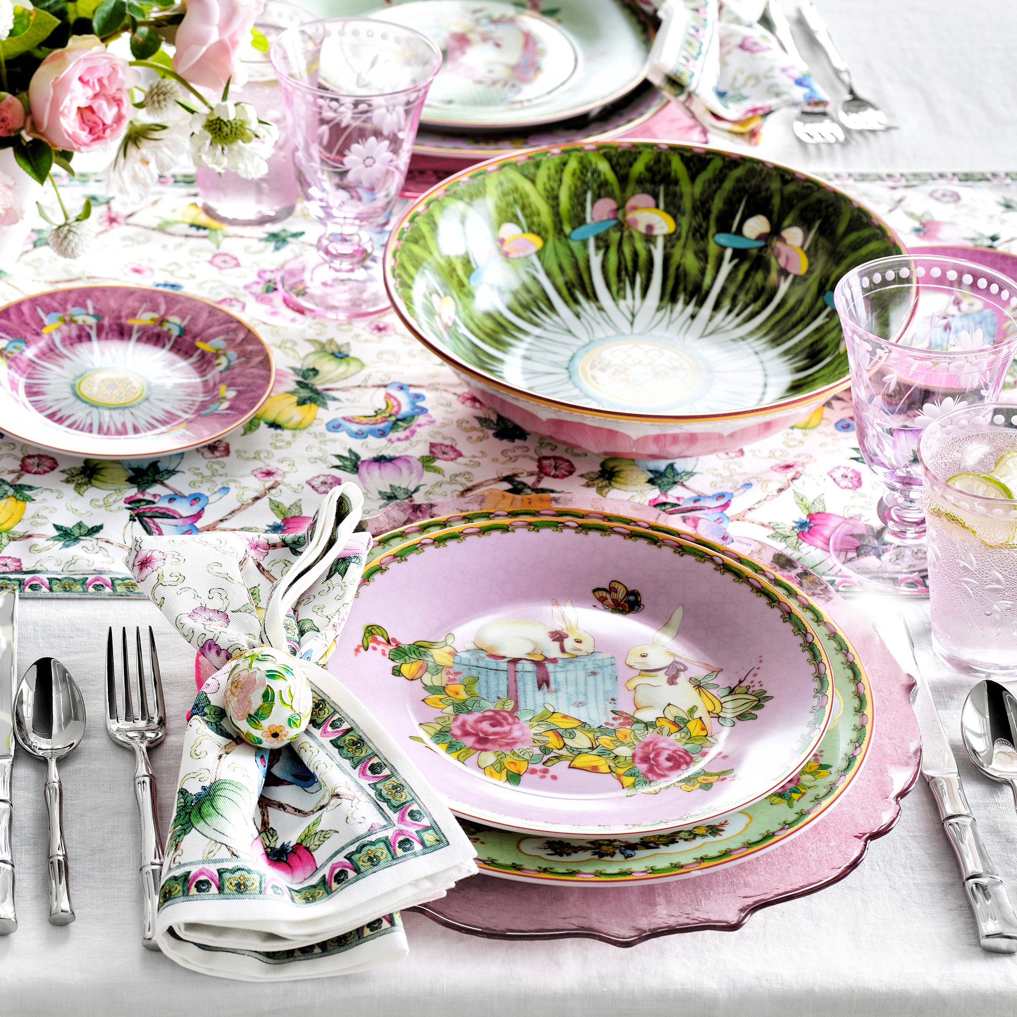 Famille Rose Bunny Salad Plates, Set of 4