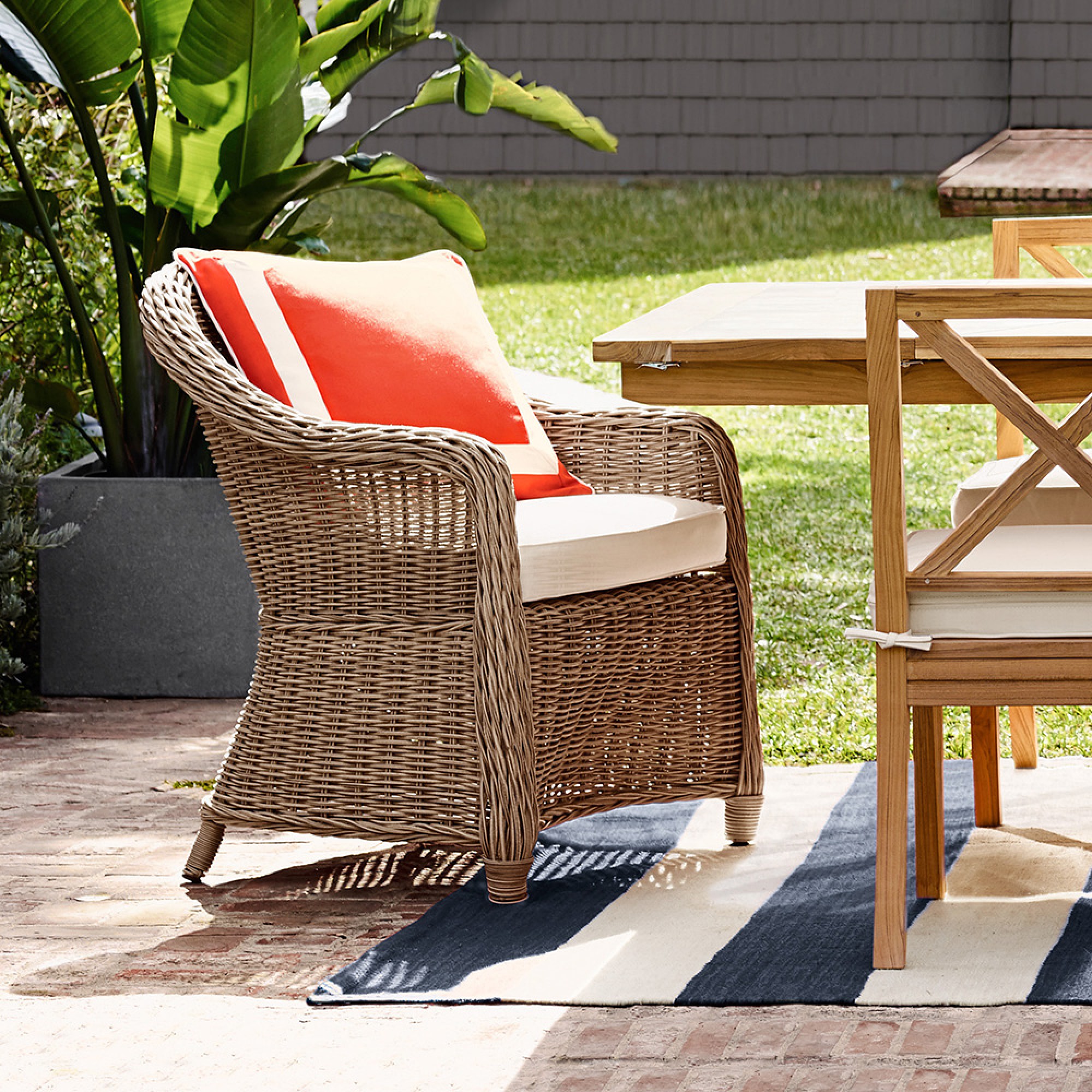 Manchester Outdoor Dining Armchair