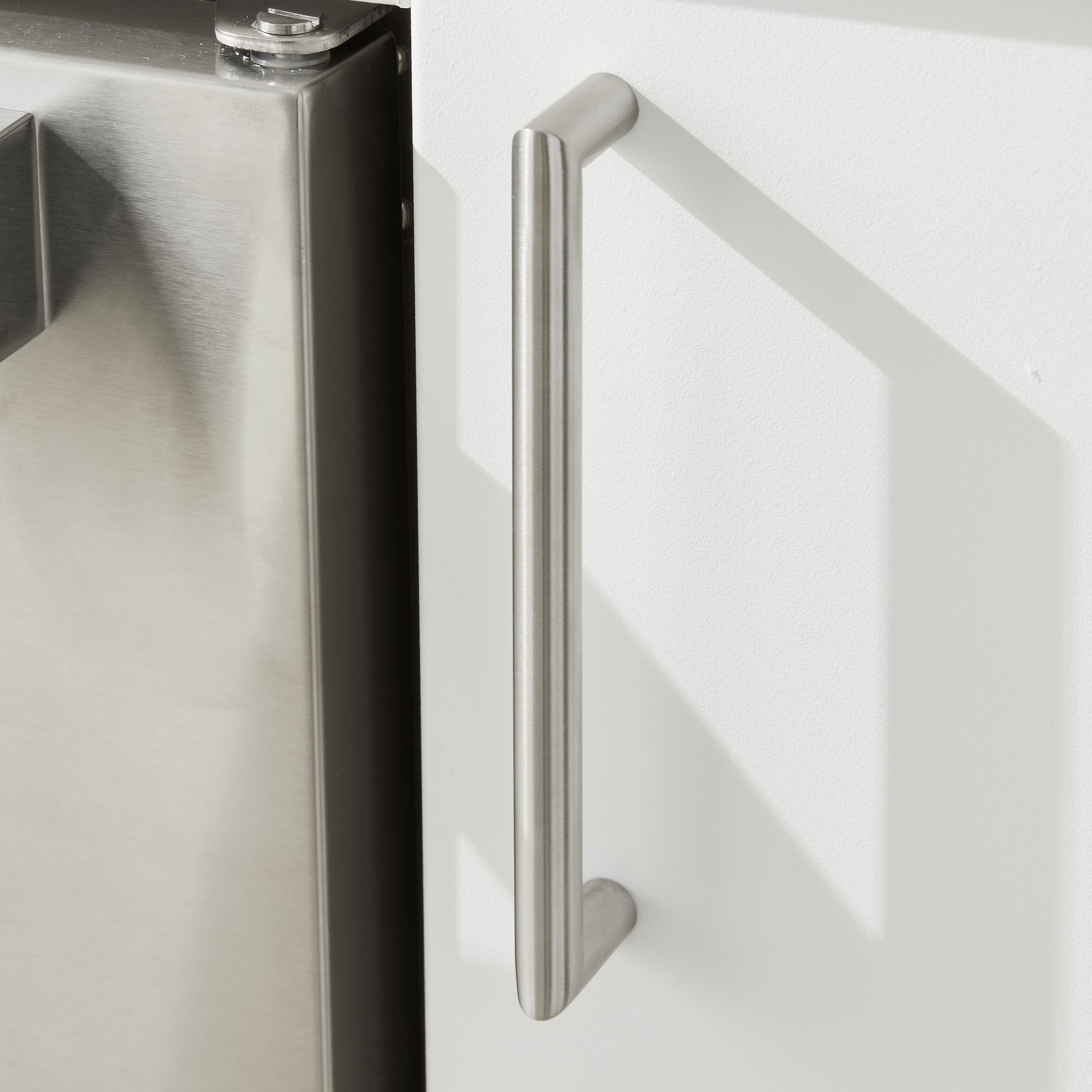 Urban Bonfire Outdoor Kitchen x Hestan 36” Grill