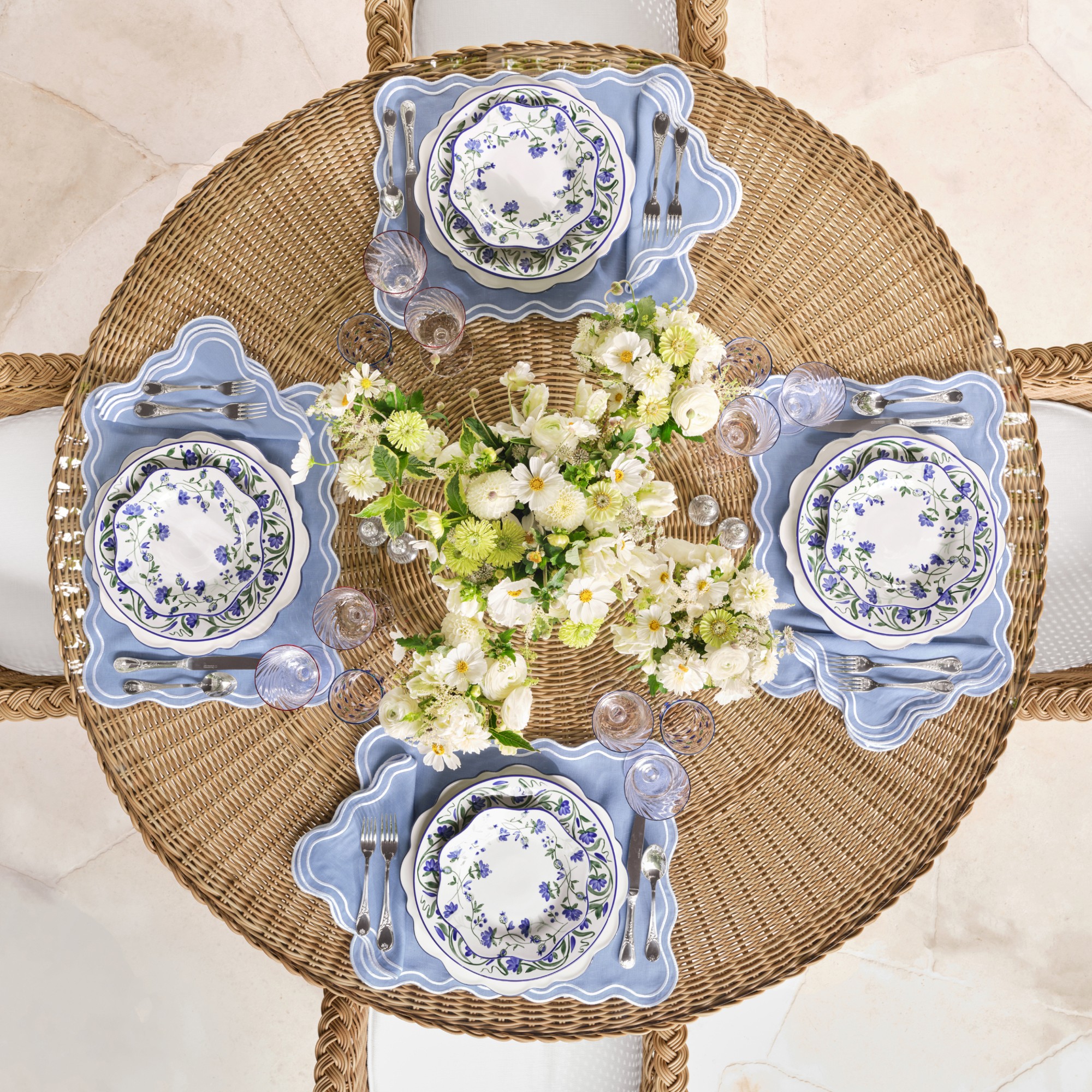 AERIN East Hampton Dining Table & Dining Chairs