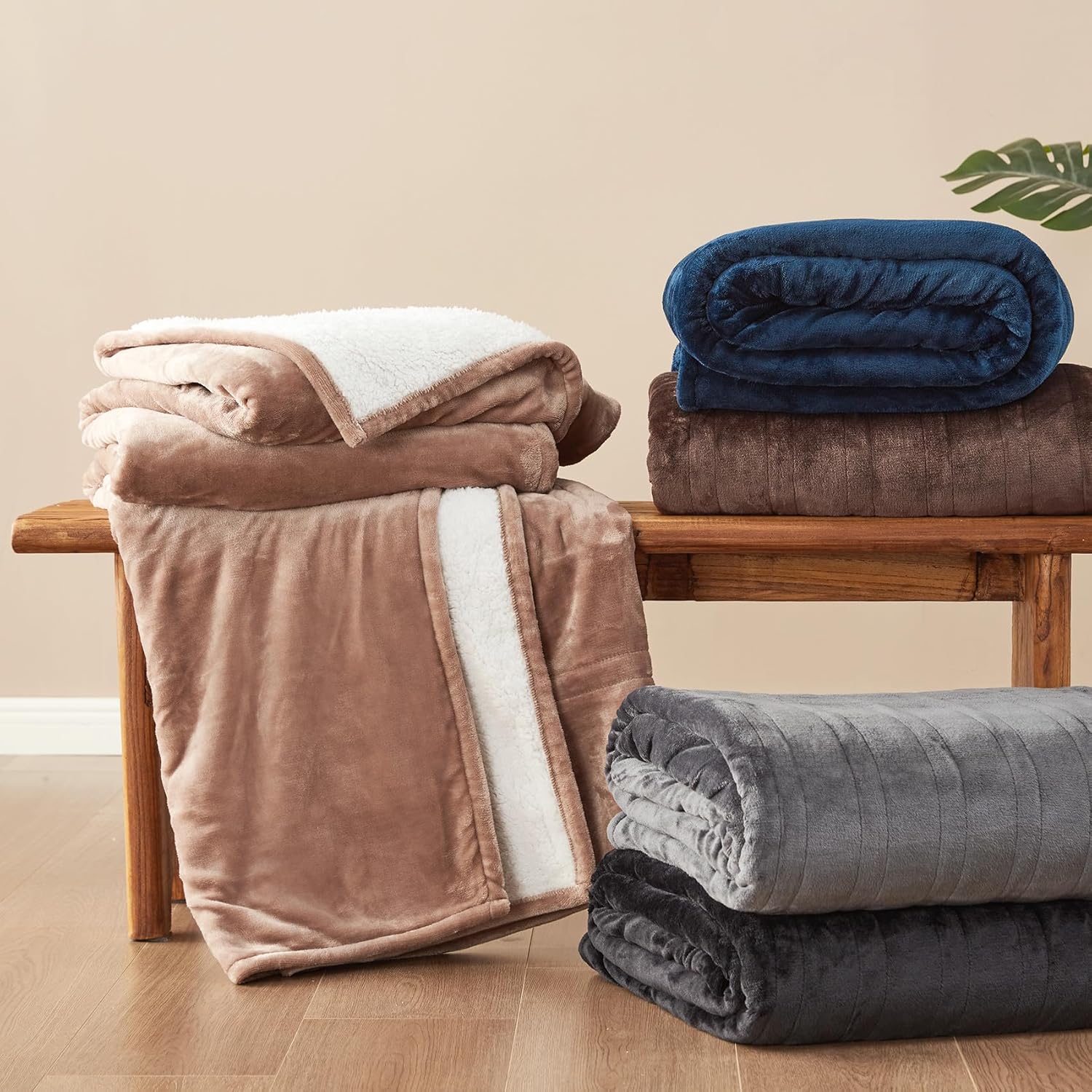 EHEYCIGA Heated Blanket Electric Blanket Throw - Heating Blanket with 9 Heating Levels & 10 Hours Auto Off, Soft Cozy Sherpa Washable Blanket with Fast Heating, 50 x 60 Inches