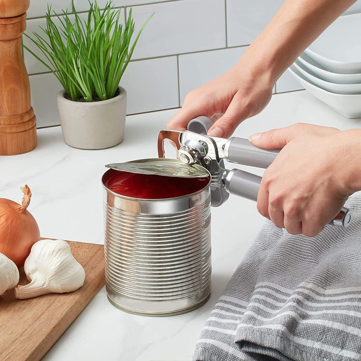 KitchenAid Classic Multifunction Can Opener / Bottle Opener