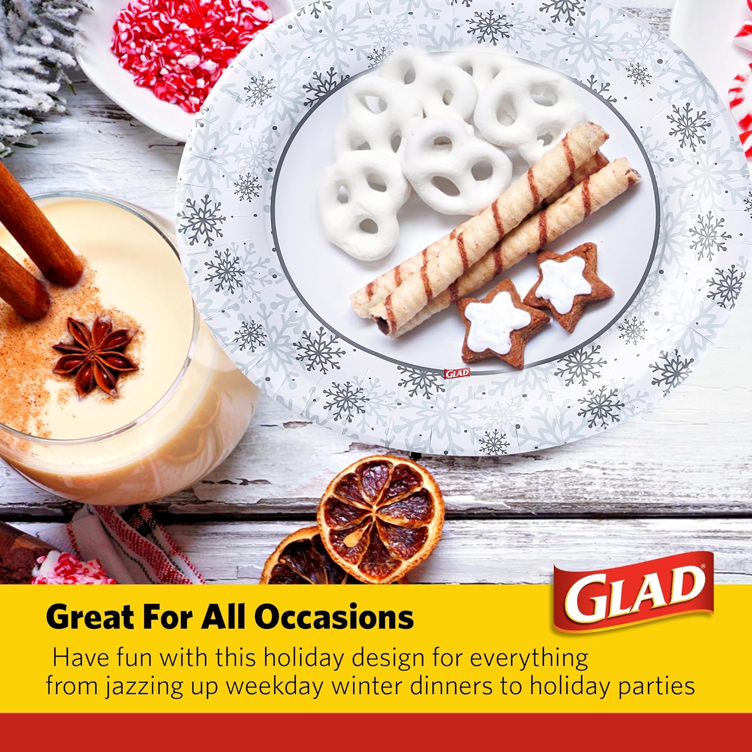 Glad Disposable Holiday Paper Plates, 10 Inch, 20 Count - Red Snowflake Design, Heavy Duty and Microwavable