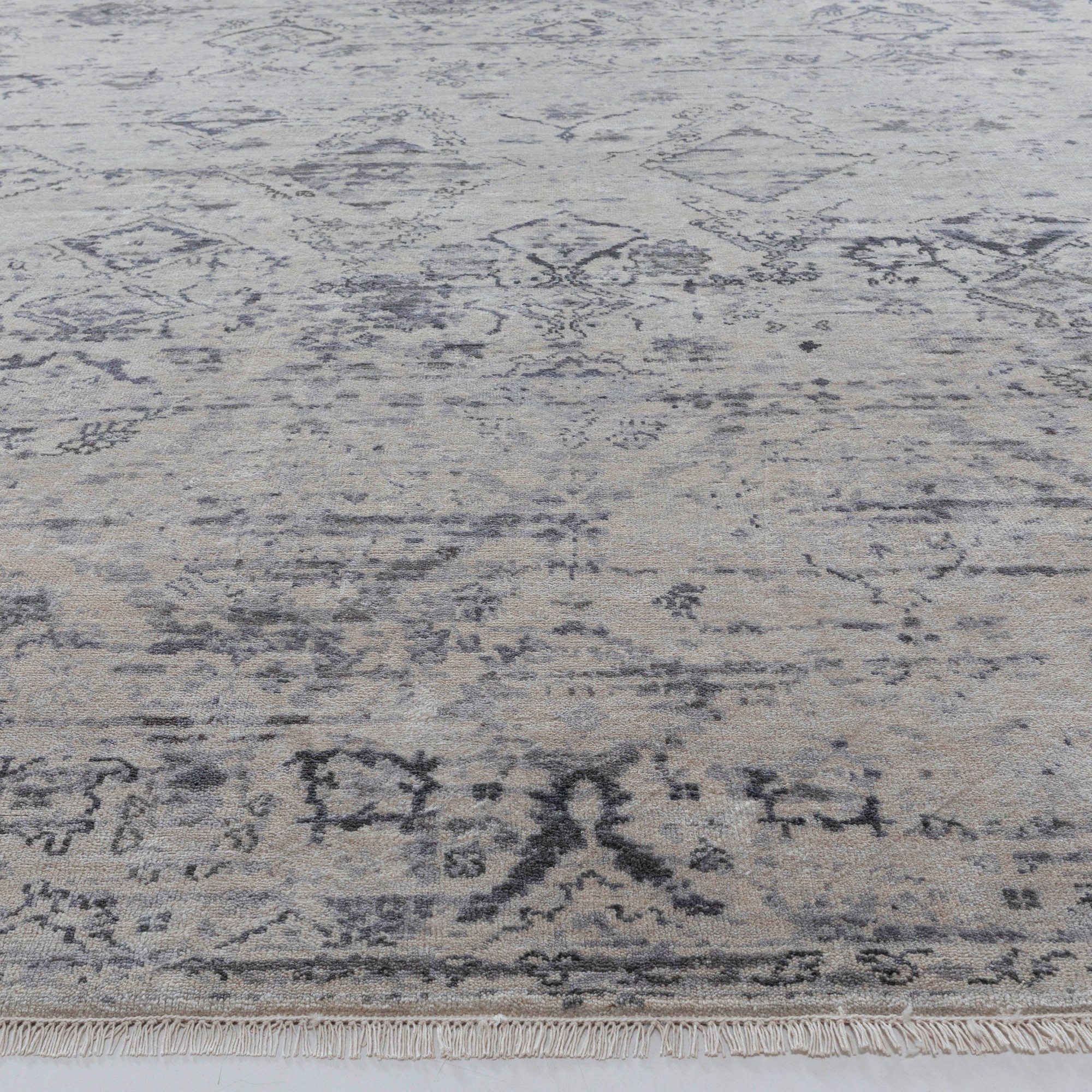 Broken Floral Hand Knotted Rug