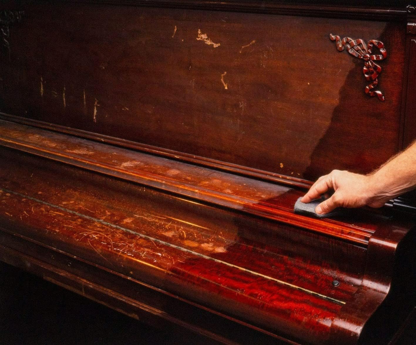 HOWARD RF8 Products Restor-A-Finish, 8 oz, Cherry, 8 Fluid Ounces