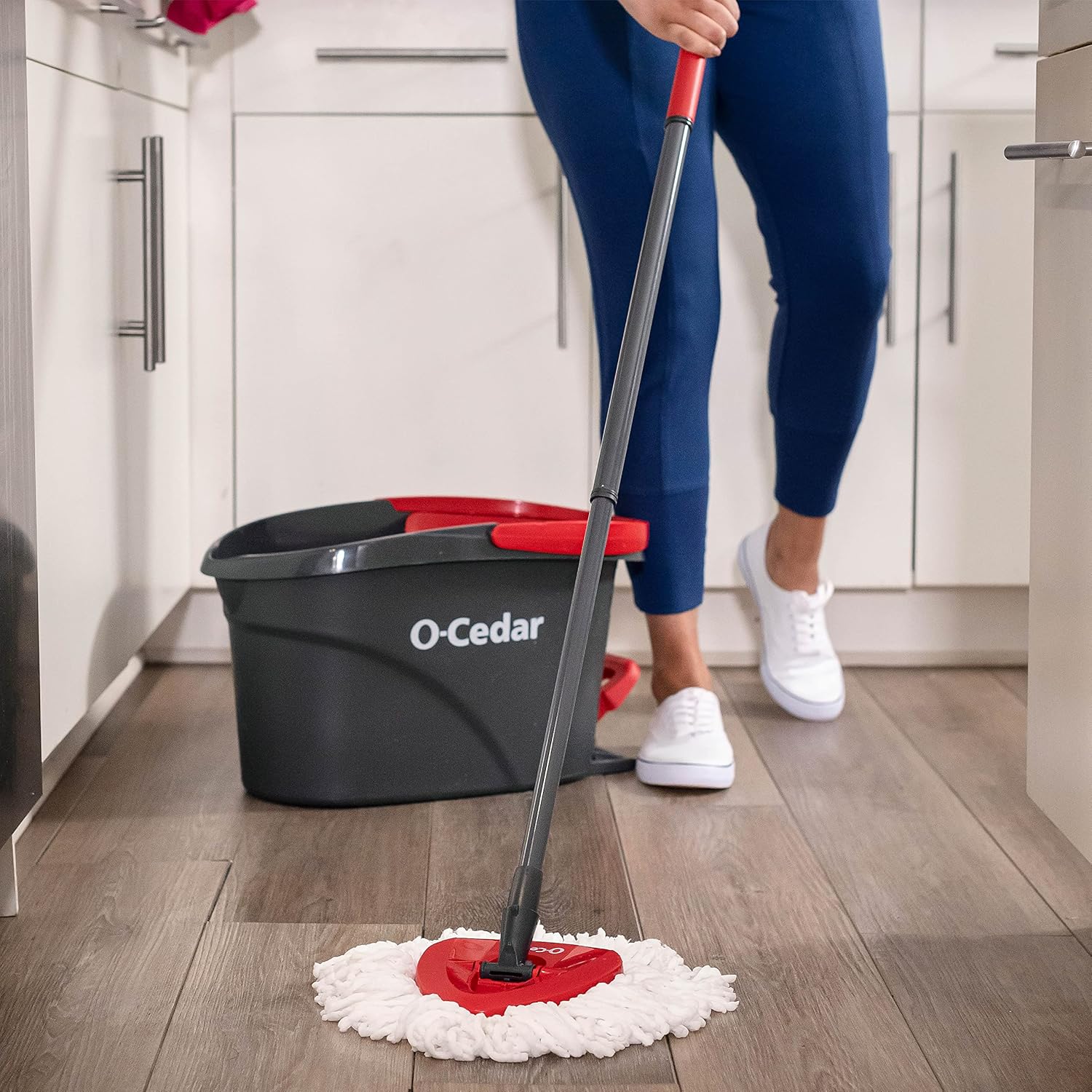 O-Cedar EasyWring Spin Mop & Bucket System +2 Power Refills with Citrus Cleaning PACS (Variety Pack)