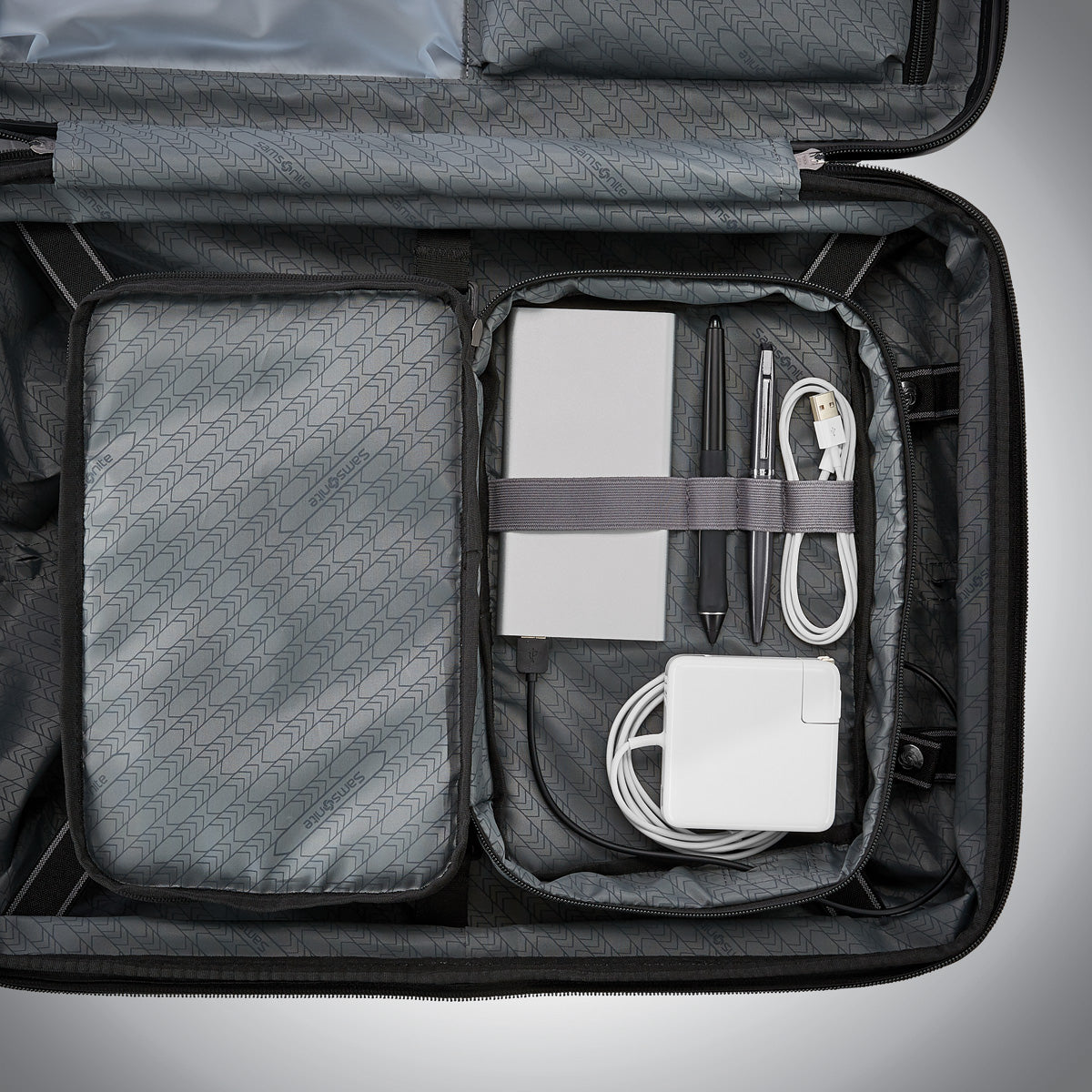 Samsonite Stryde 2  Medium Glider