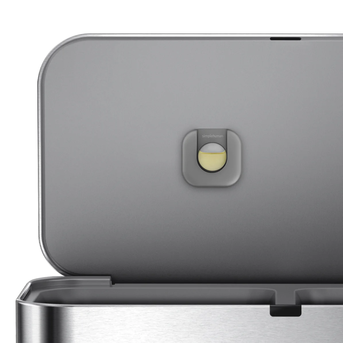 Intelligent sensor trash can