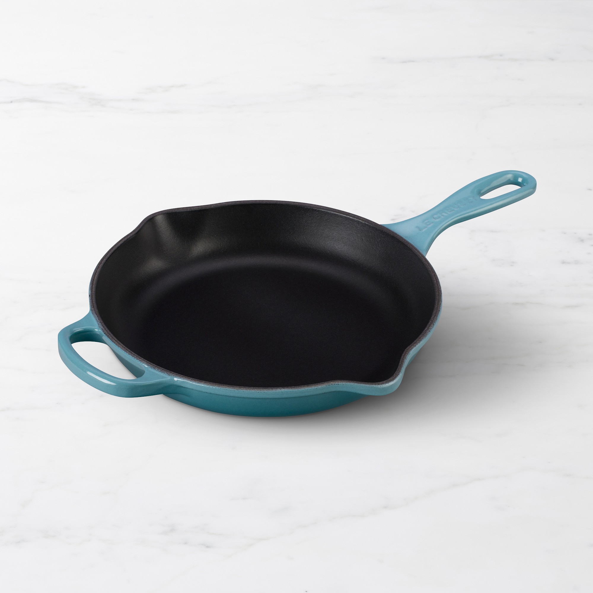 Le Creuset Signature Enameled Cast Iron Skillet Fry Pan