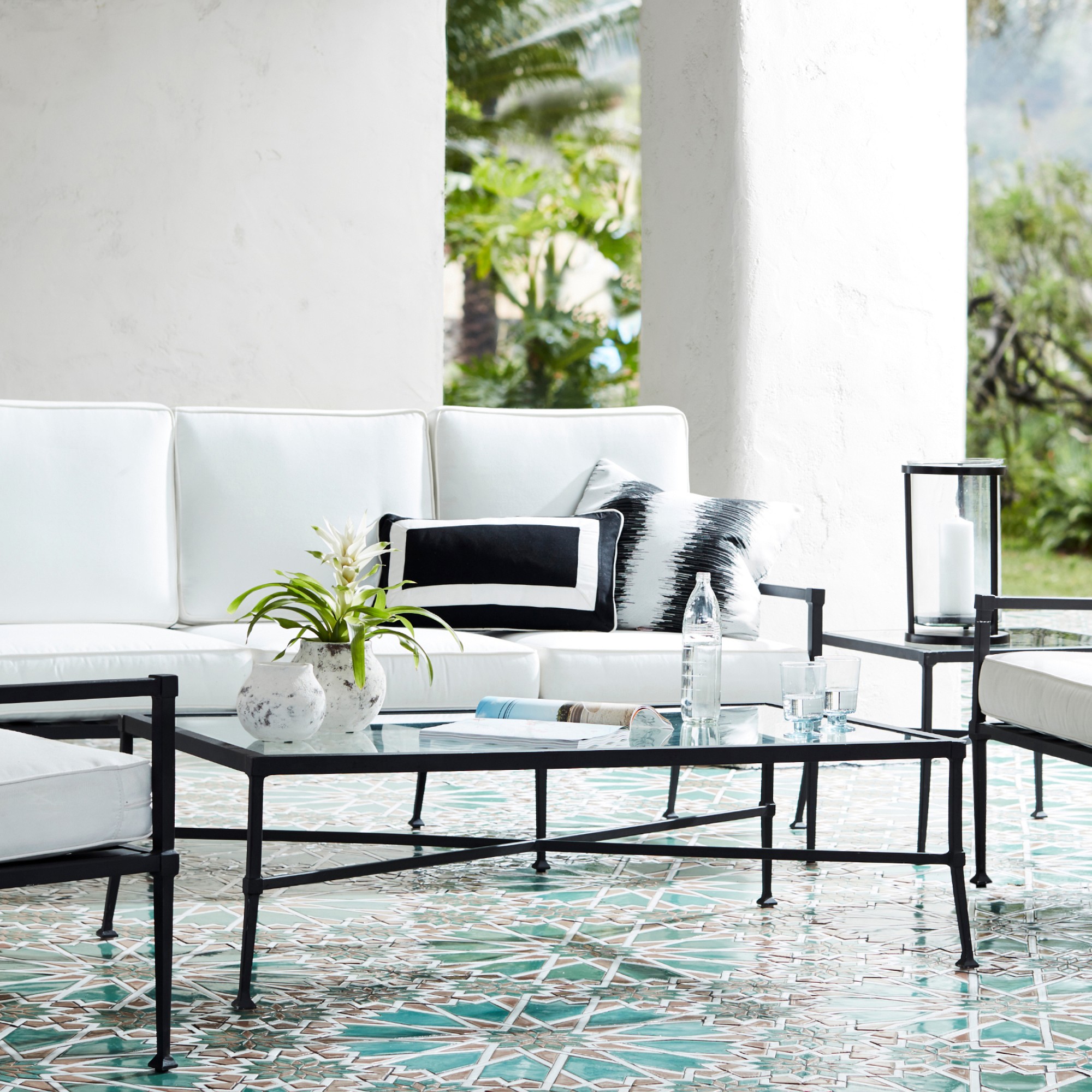 Bridgehampton Outdoor Coffee Table (54