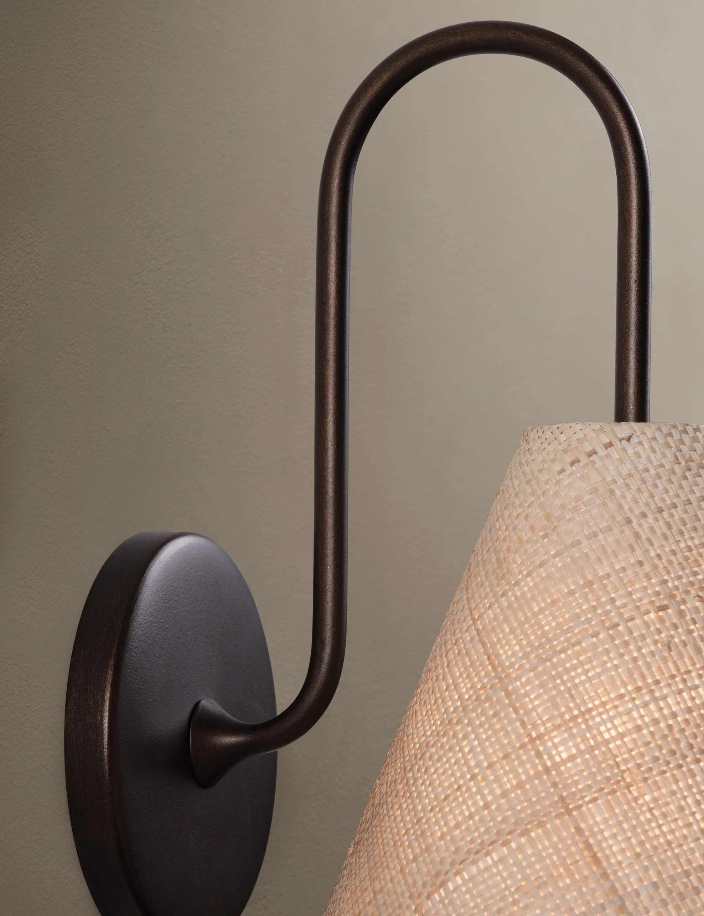 Amma Modern Brass Wall Sconce Light Fixture for Bedroom or Hallway