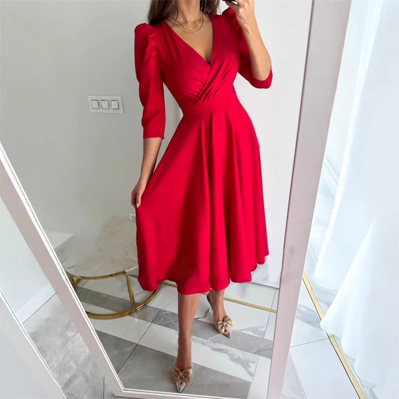 🌸Spring Specials💐 Women's V-Neck Pleated Waist-slimming Midi Dress - Flattering & Versatile for Every Spring Occasion