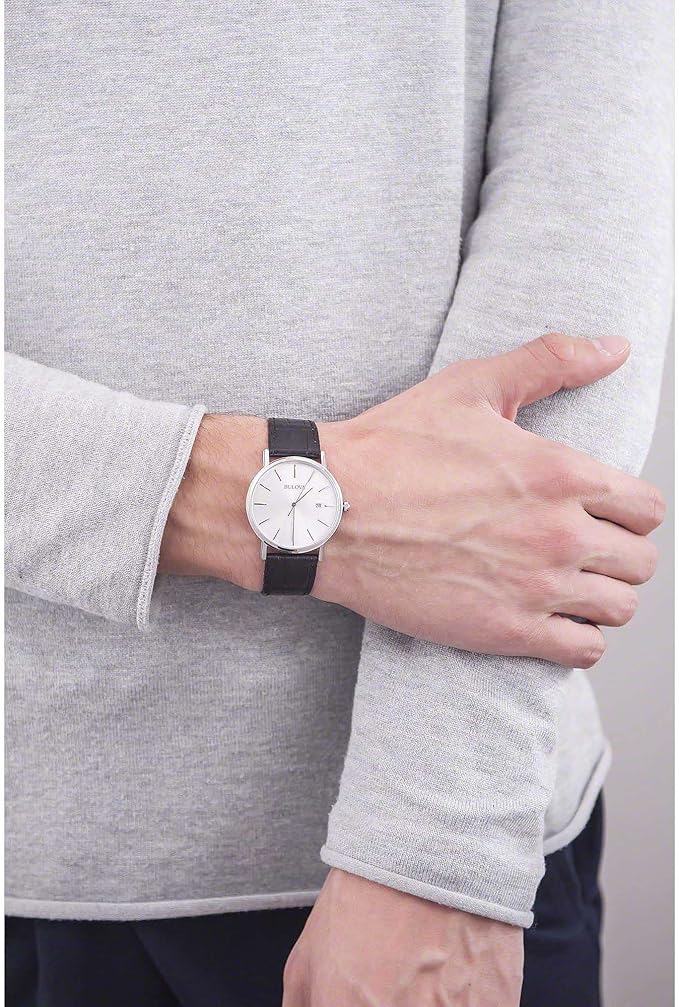 Men's Classic Three-Hand Calendar Date Quartz Leather Strap Watch with Buckle, 37mm