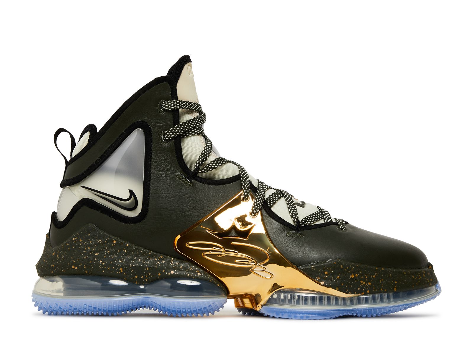 LeBron 19 'Chosen 1'