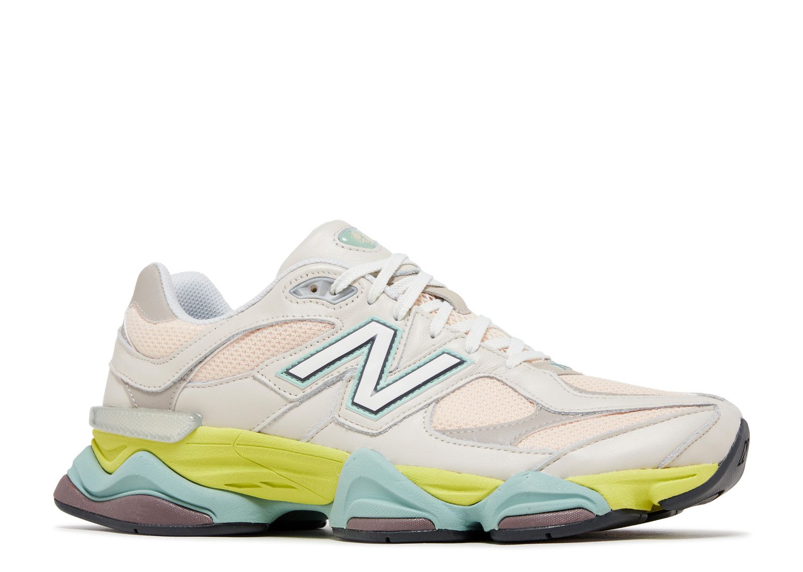 New Balance 9060 'Moonbeam Vintage Rose'