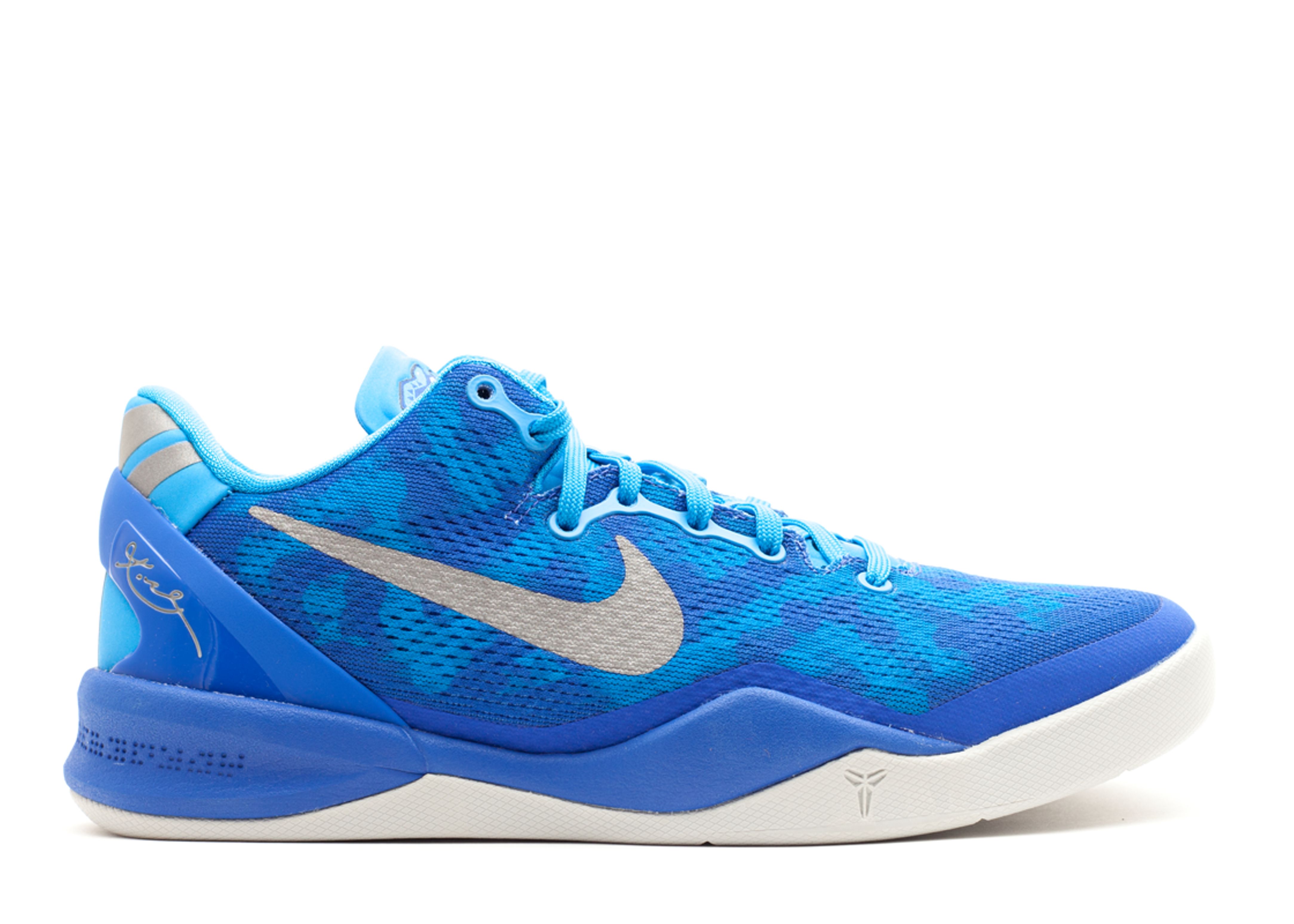 Kobe 8 GS 'Blue Coral Snake'