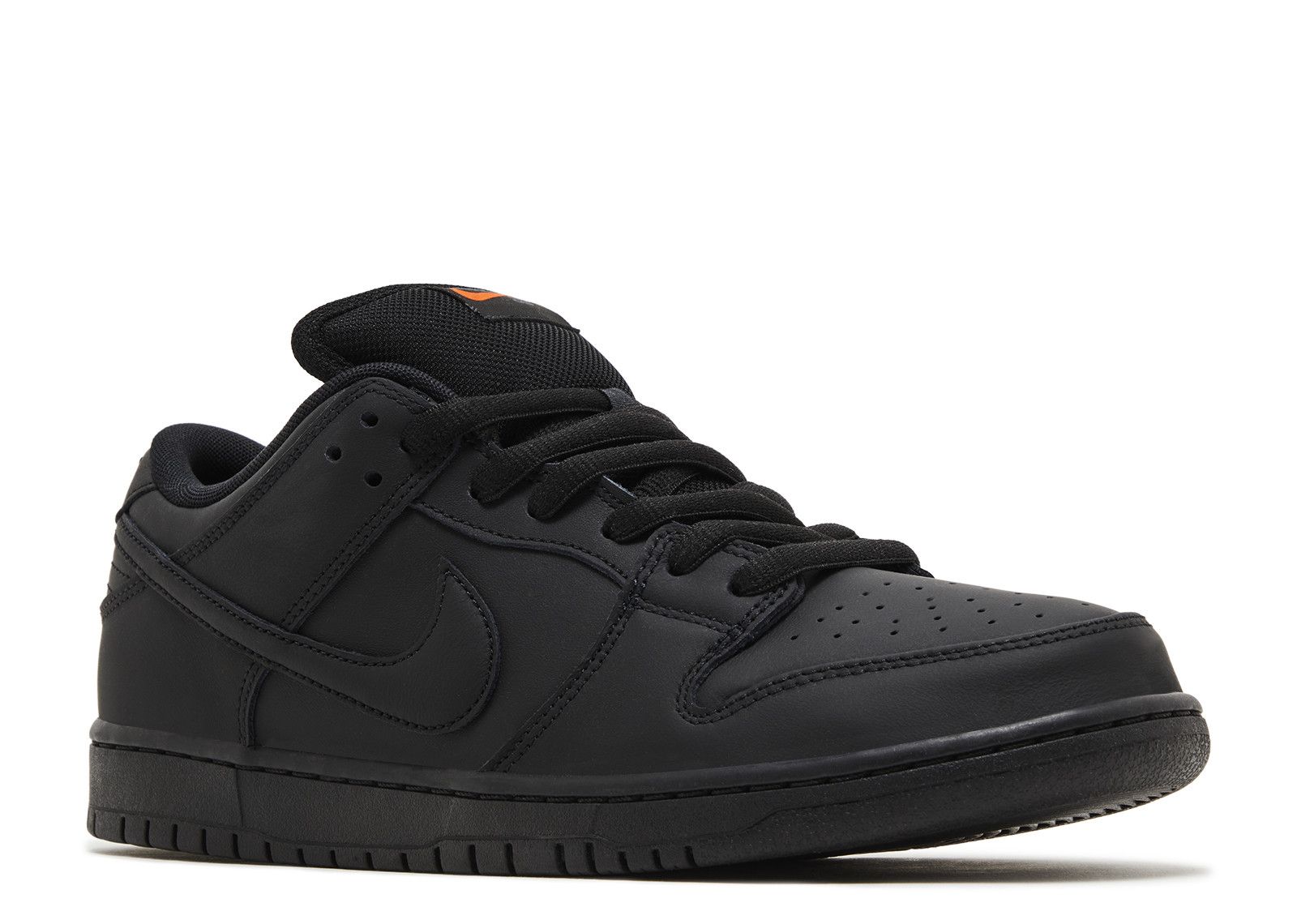 Dunk Low Pro SB 'Triple Black'