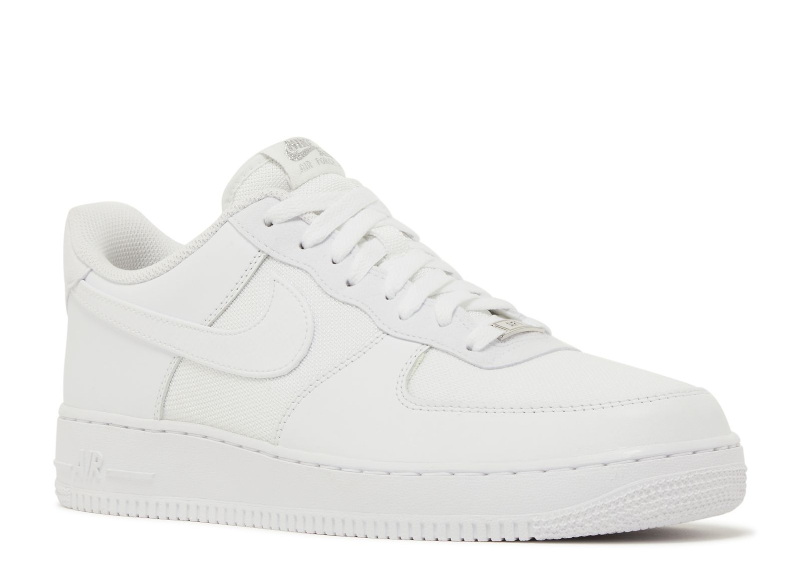 Air Force 1 '07 LV8 'White Metallic Silver'