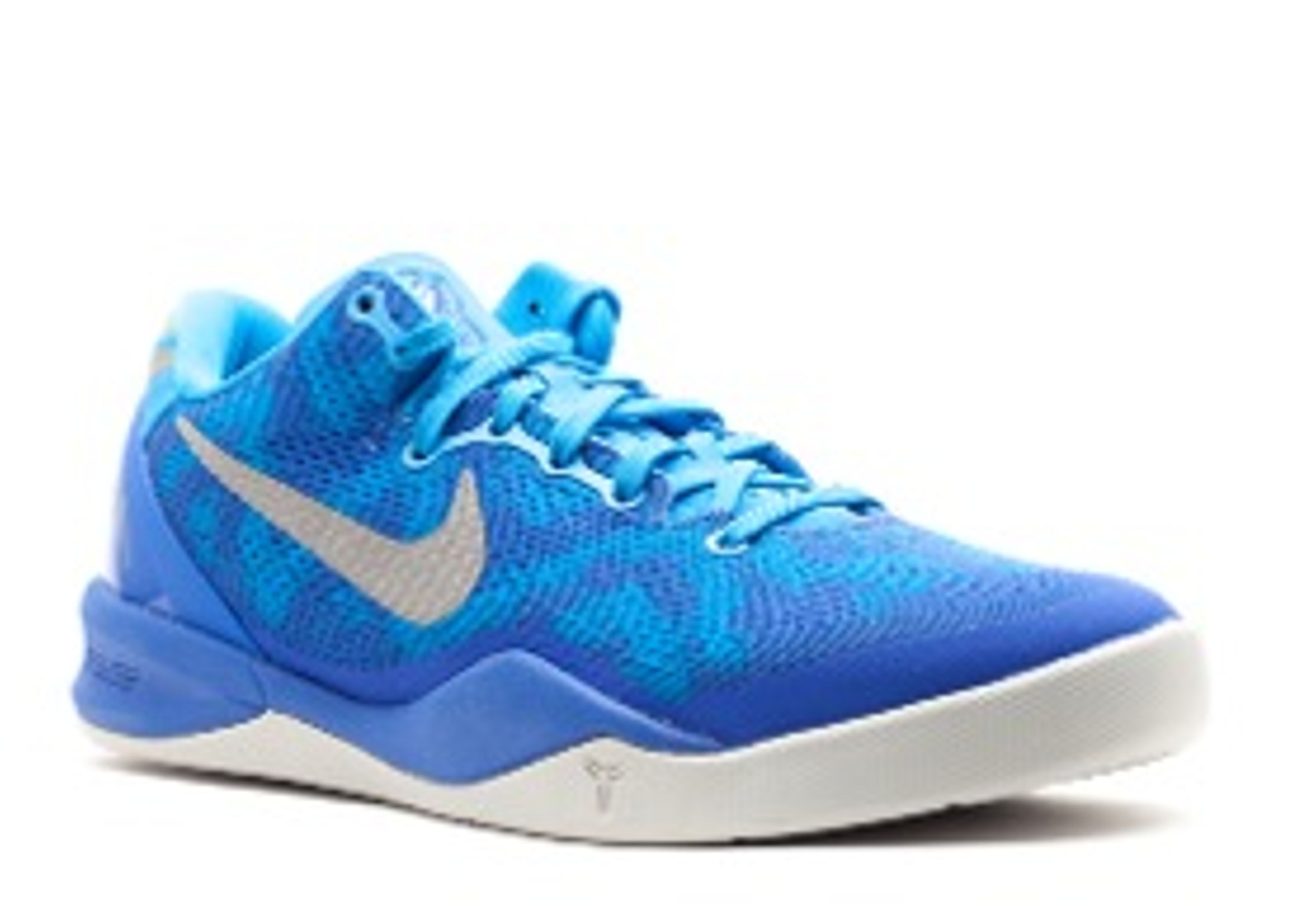 Kobe 8 GS 'Blue Coral Snake'