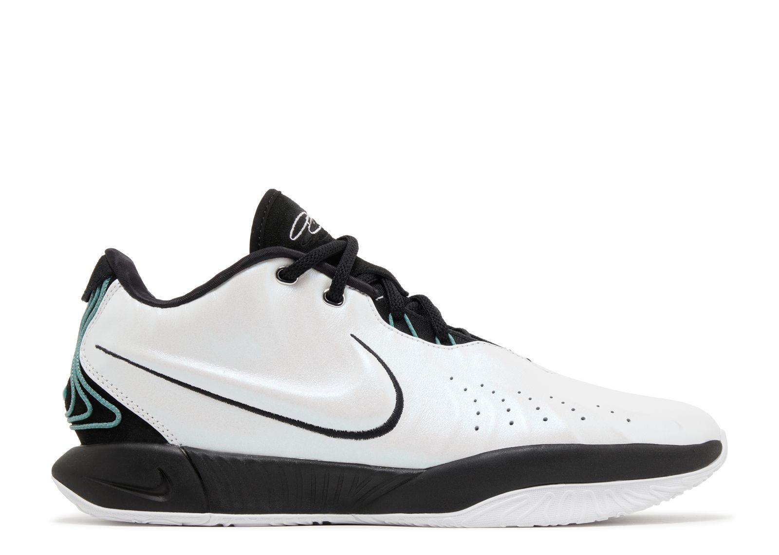 LeBron 21 'Conchiolin'