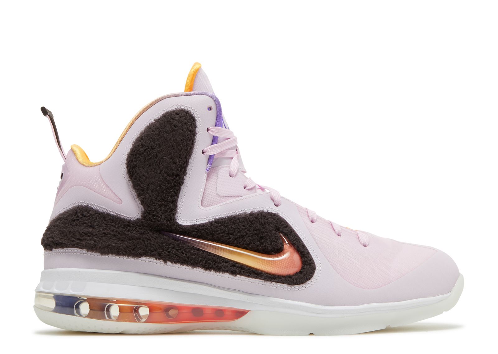 LeBron 9 'Regal Pink'